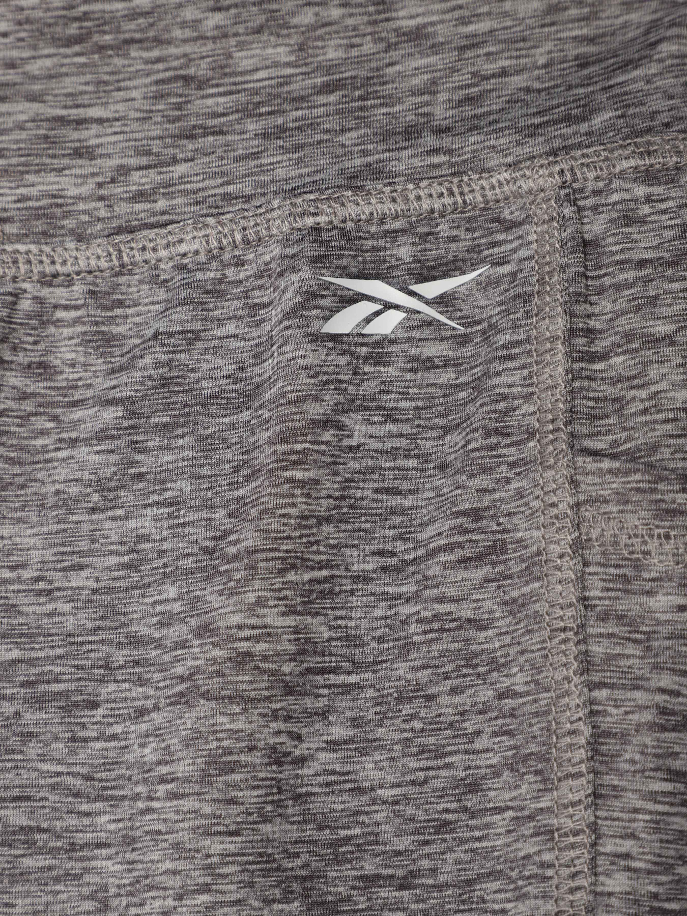 Повсякденні шорти Reebok модель S4577RG_BLACK/GRAY Фото