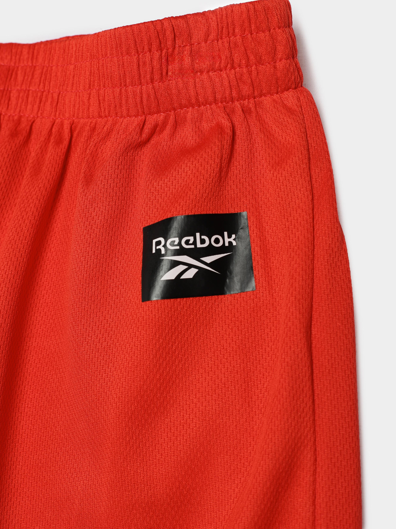 Повседневные шорты Reebok модель S9038RB8_BLACK/RED Фото