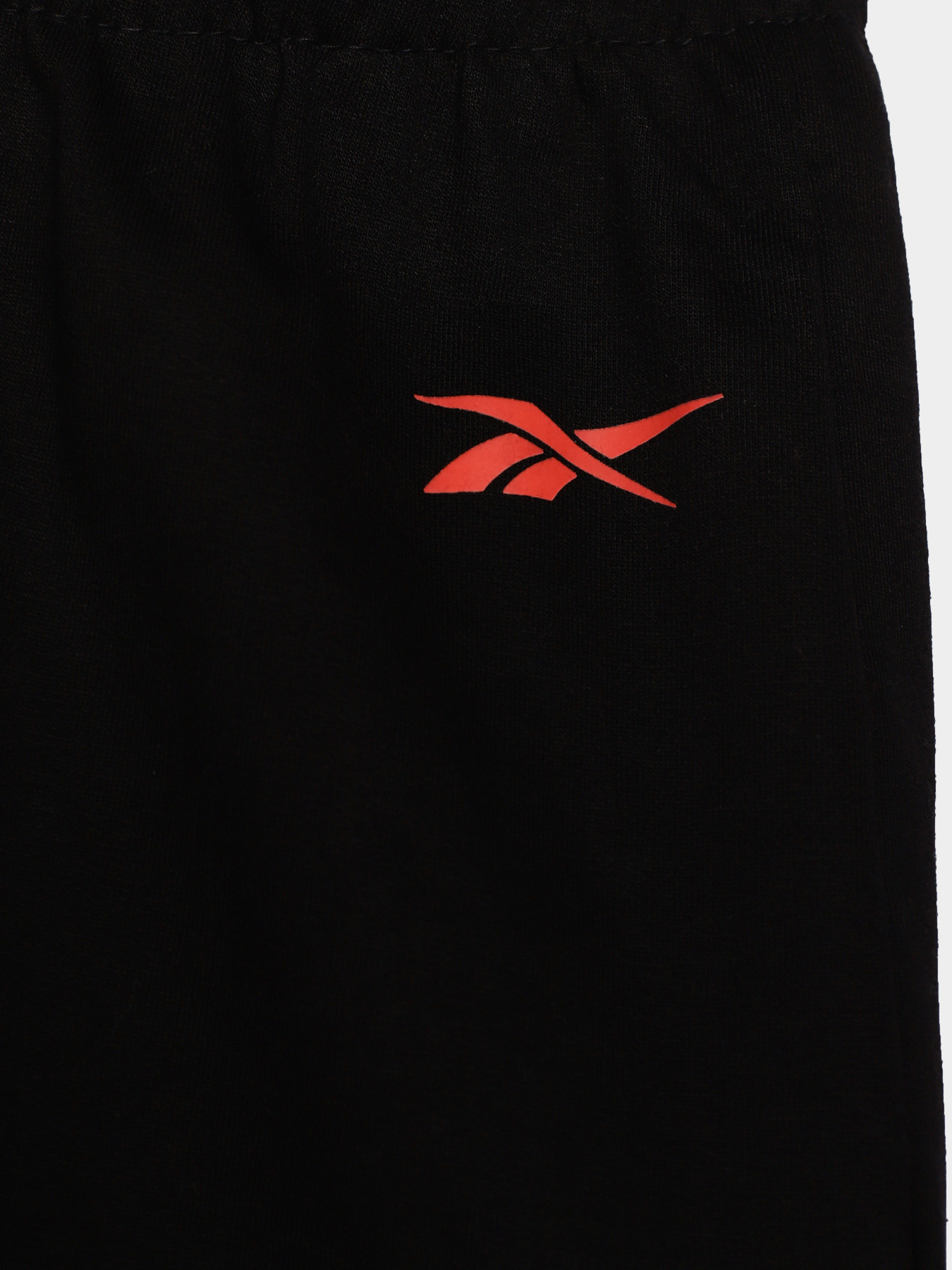 Повседневный костюм Reebok модель B9895RB1_BLACK Повседневный костюм Reebok модель B9895RB1_BLACK Фото