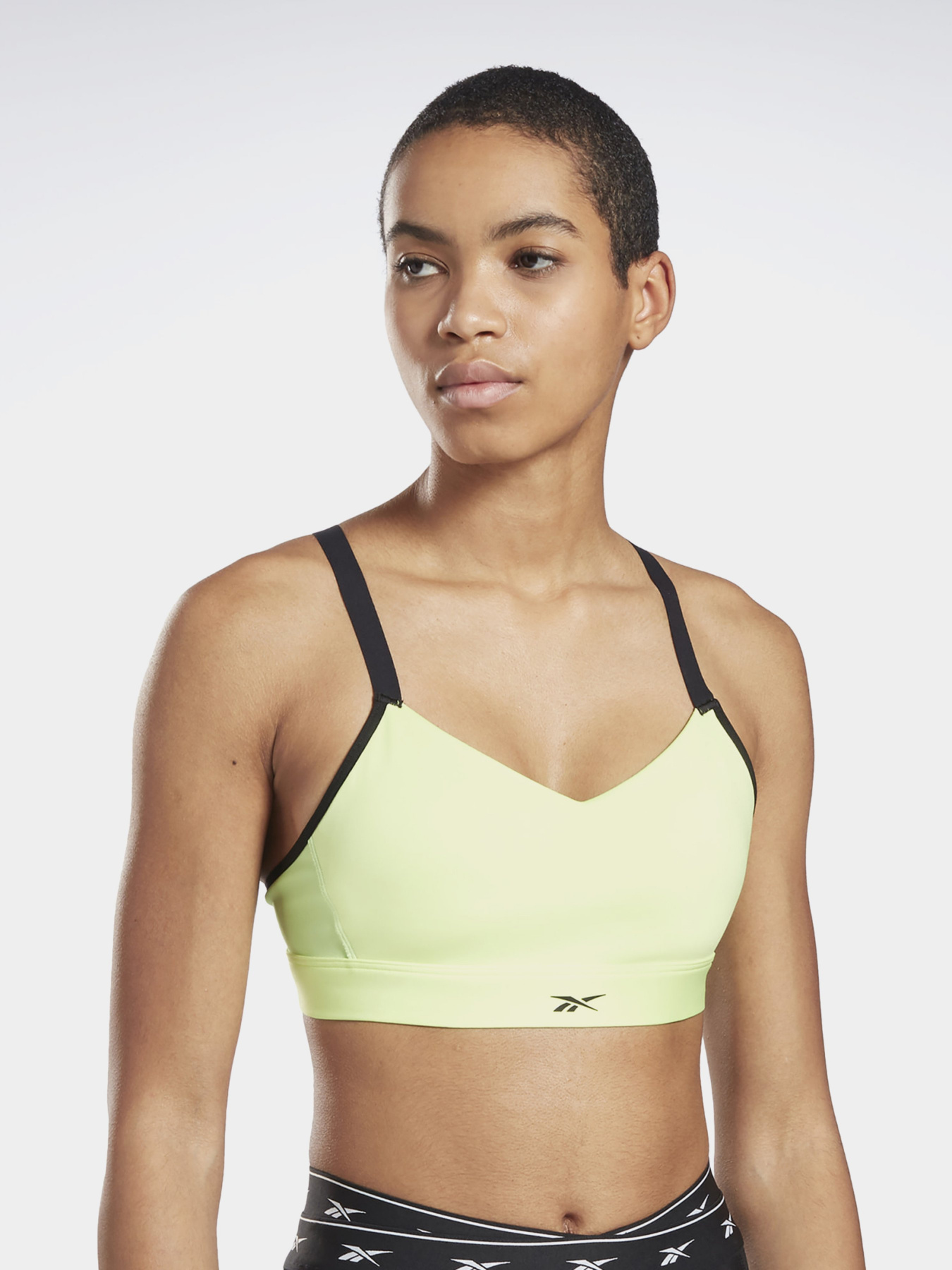 Топ Reebok LUX STRAPPY MEDIUM-IMPACT модель GI8320 Топ Reebok LUX STRAPPY MEDIUM-IMPACT модель GI8320 Фото