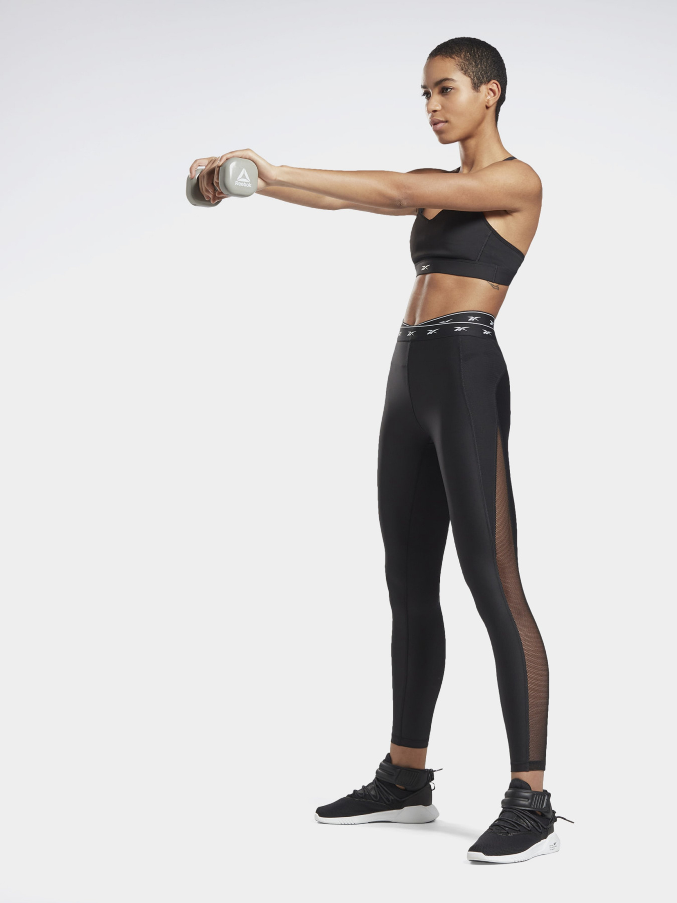 Топ спортивный Reebok  LUX STRAPPY MEDIUM-IMPACT модель GI8321 Фото