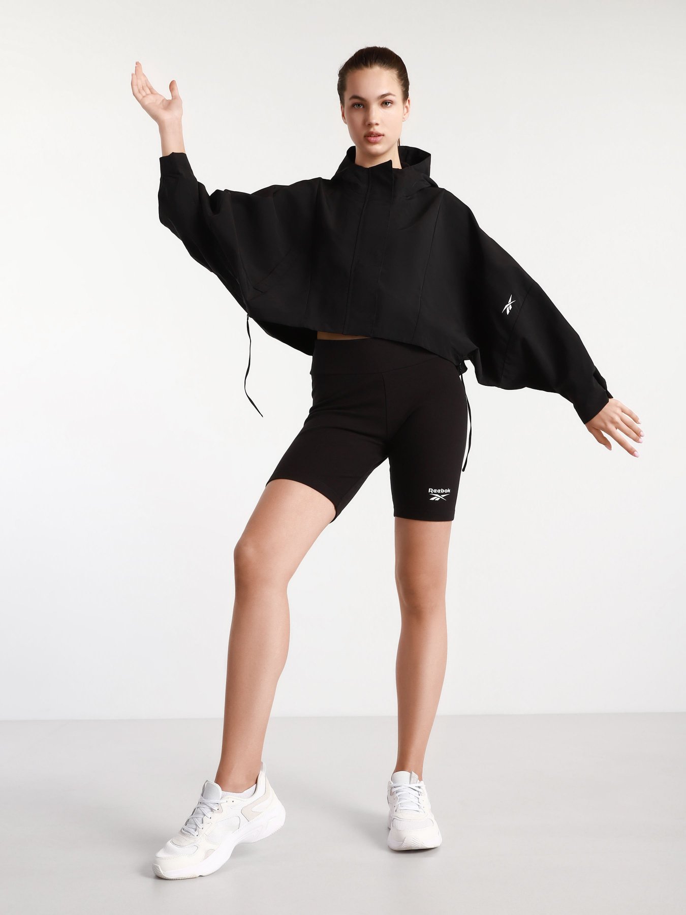 Кофта спортивная Reebok LAYERING WOVEN модель GL2594 Фото