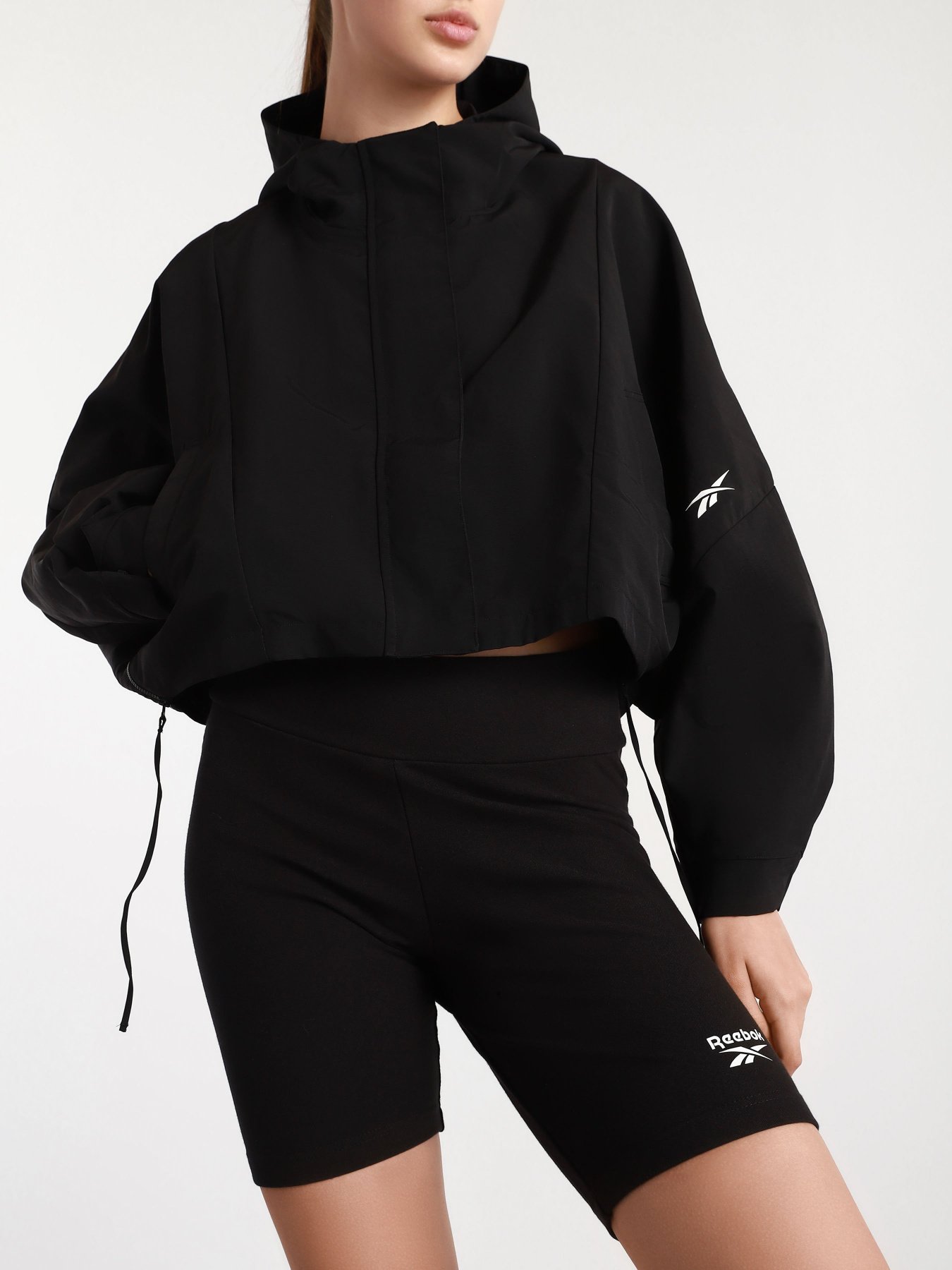 Спортивная кофта Reebok LAYERING WOVEN модель GL2594 Фото