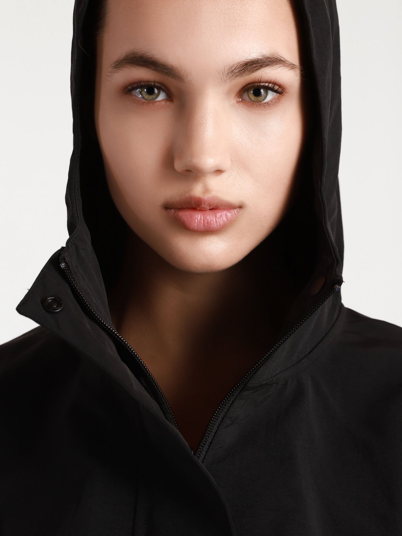 Спортивная кофта Reebok LAYERING WOVEN модель GL2594 Фото