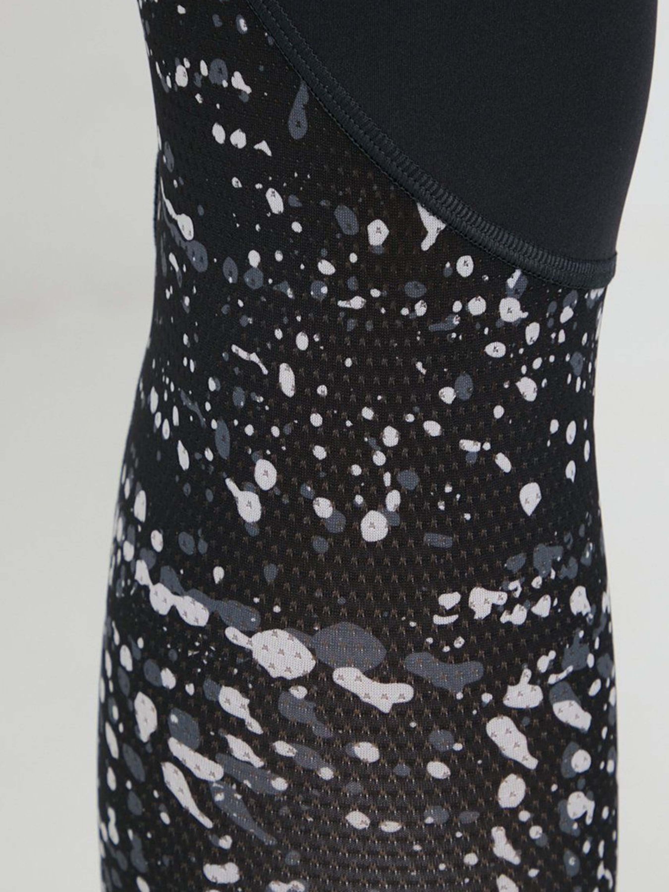 Леггинсы спортивные Reebok Running Printed модель GS1938 Фото