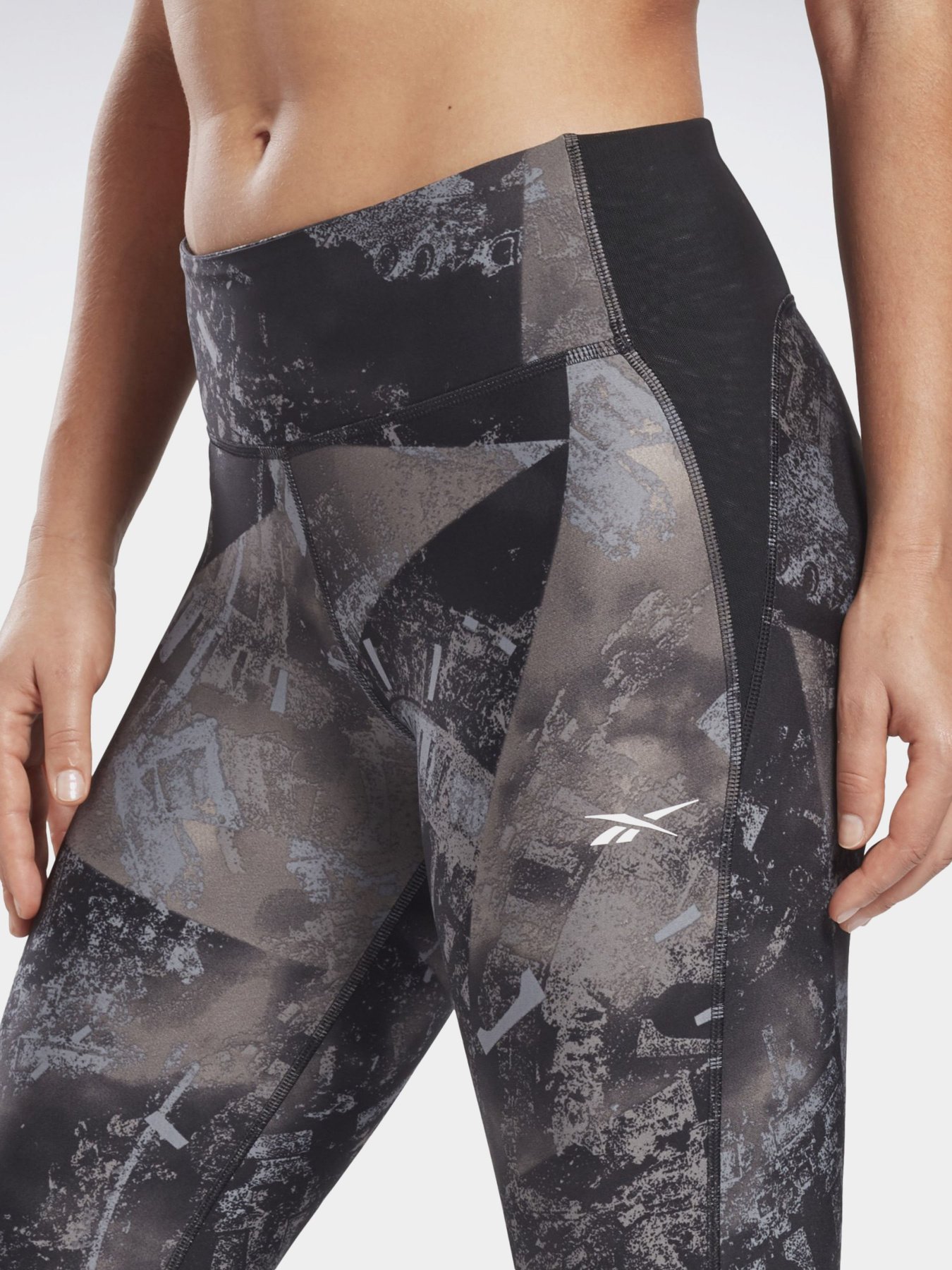 Спортивные леггинсы Reebok LUX PERFORM модель GI6530 Фото