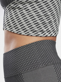 Топ Reebok SEAMLESS модель GI5003 Фото