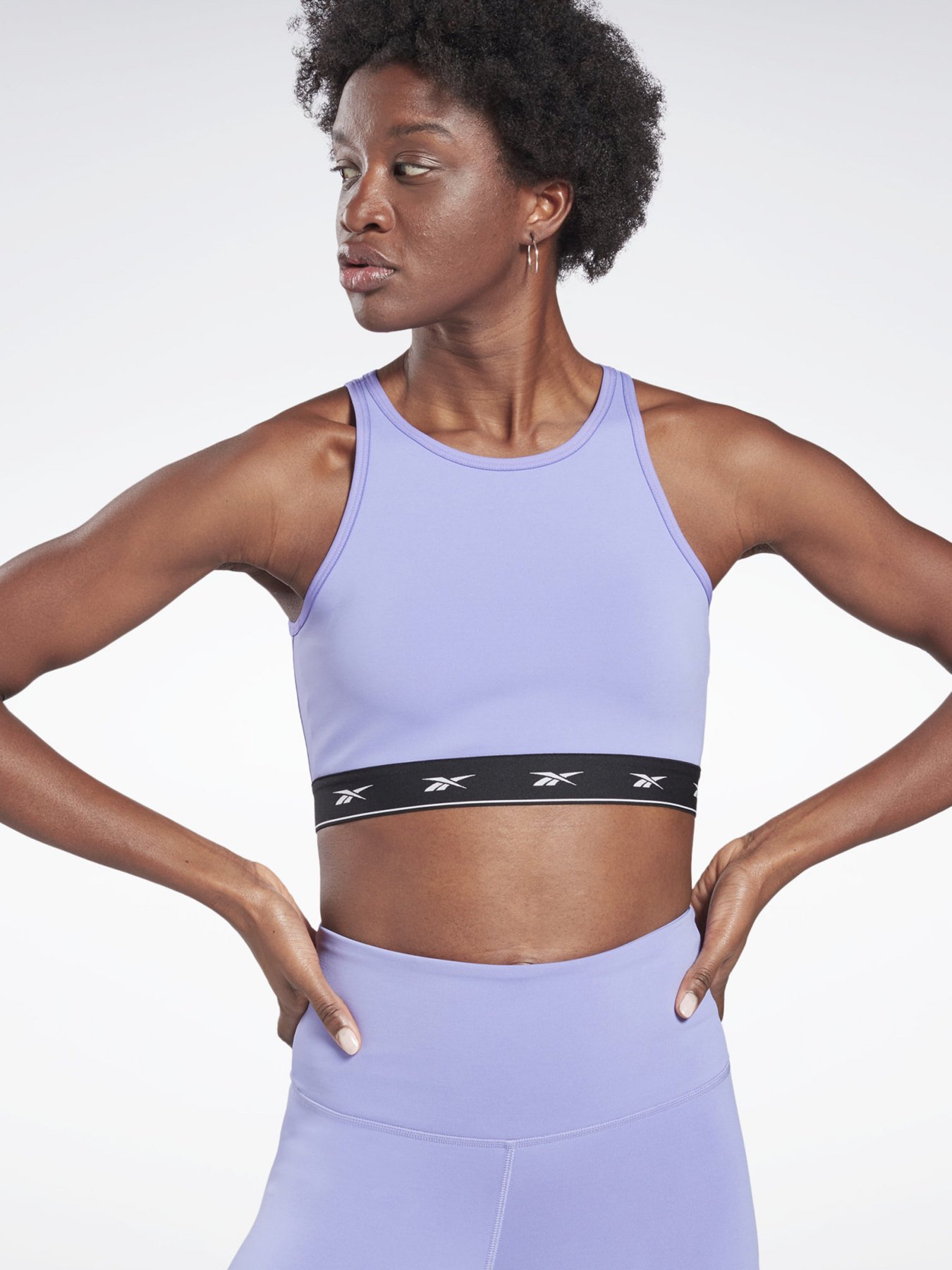 Спортивный топ Reebok BEYOND THE SWEAT модель GP2332 Фото