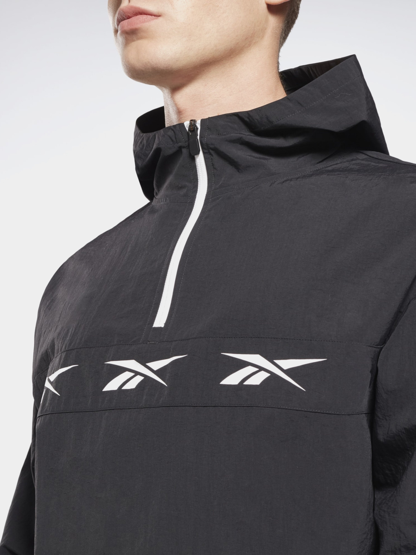 Анорак Reebok TE VECTOR модель GJ0646 Анорак Reebok TE VECTOR модель GJ0646 Фото