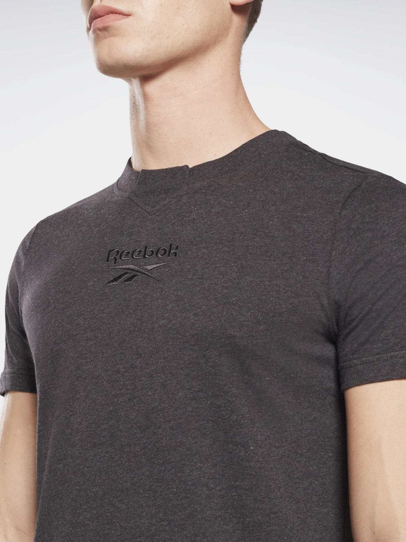 Футболки і поло Reebok TE MELANGE SS модель GI8567 Фото