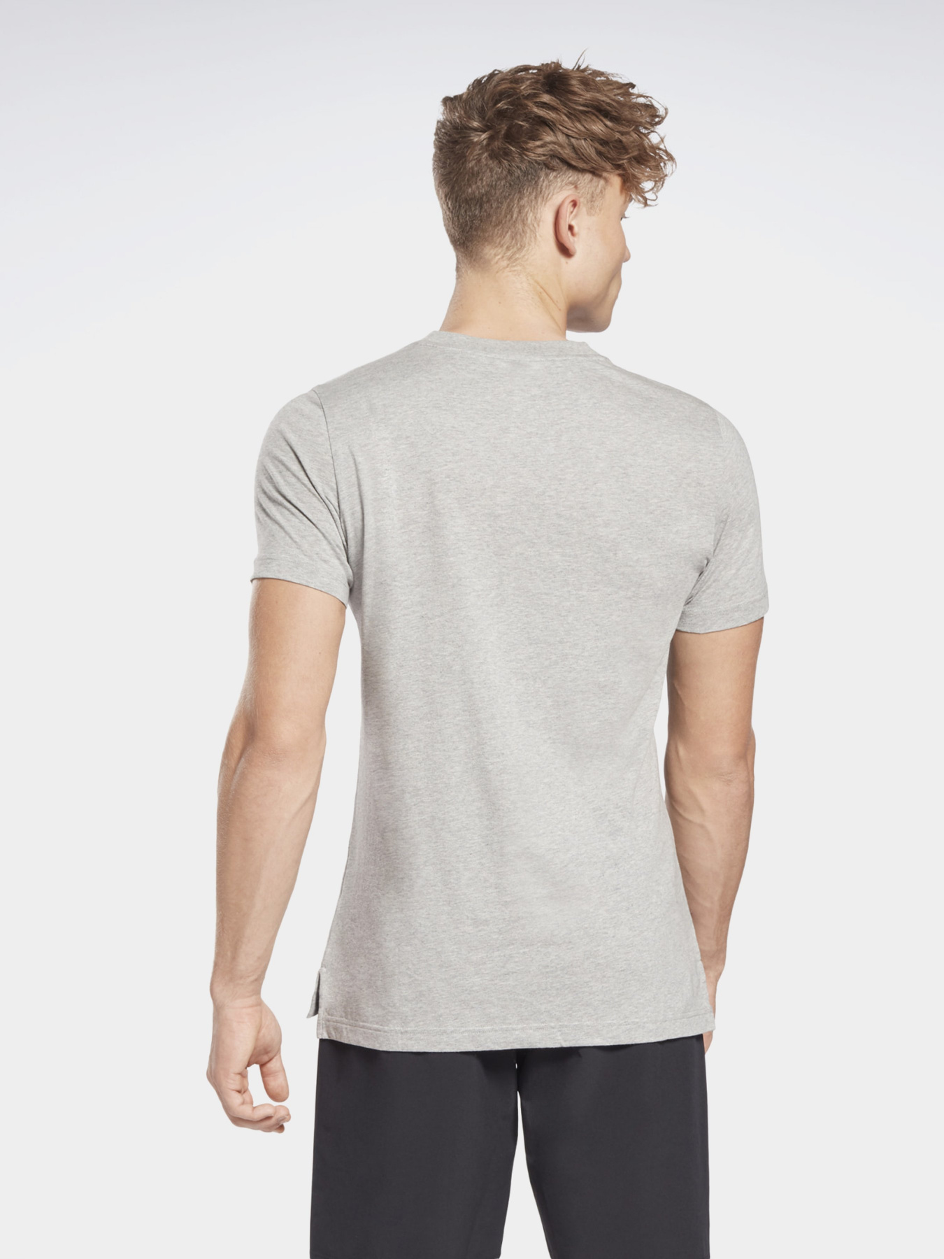 Футболки і поло Reebok TE MELANGE SS модель GI8658 Фото