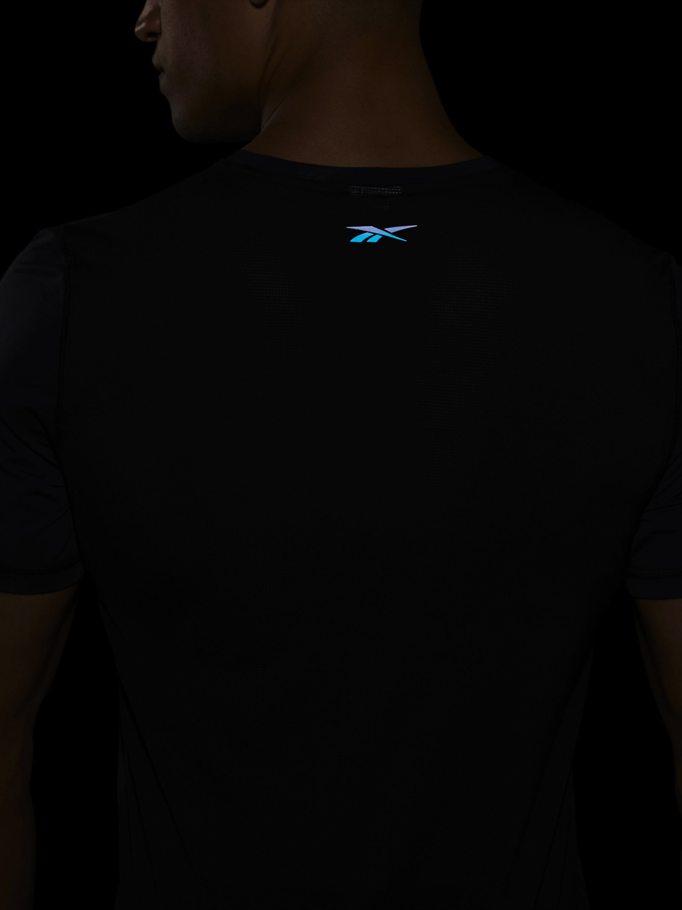 Футболка спортивная Reebok TechStyle Running Activchill модель GJ6230 Фото