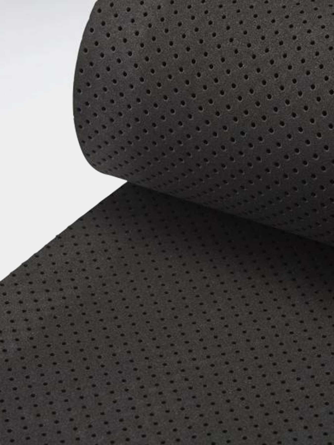 Килимок туристичний Reebok TECH STYLE Модель GD0626 Фото