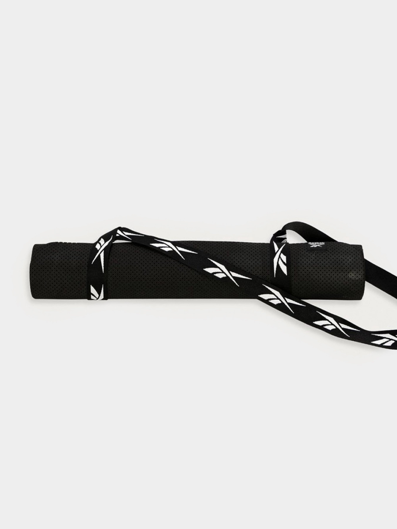 Килимок туристичний Reebok TECH STYLE Модель GD0626 Фото