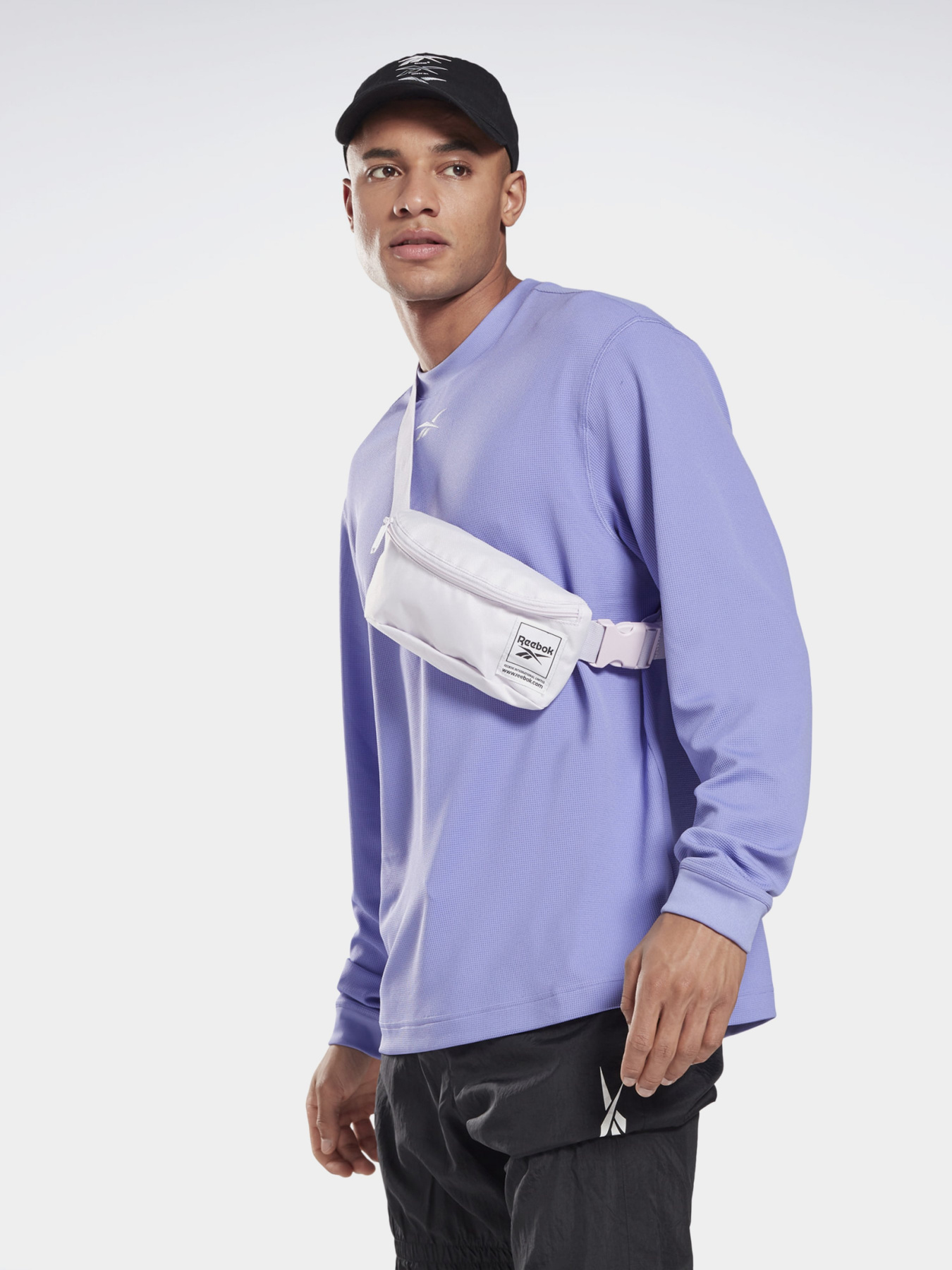 Поясная сумка Reebok WORKOUT READY модель GM5877 Фото