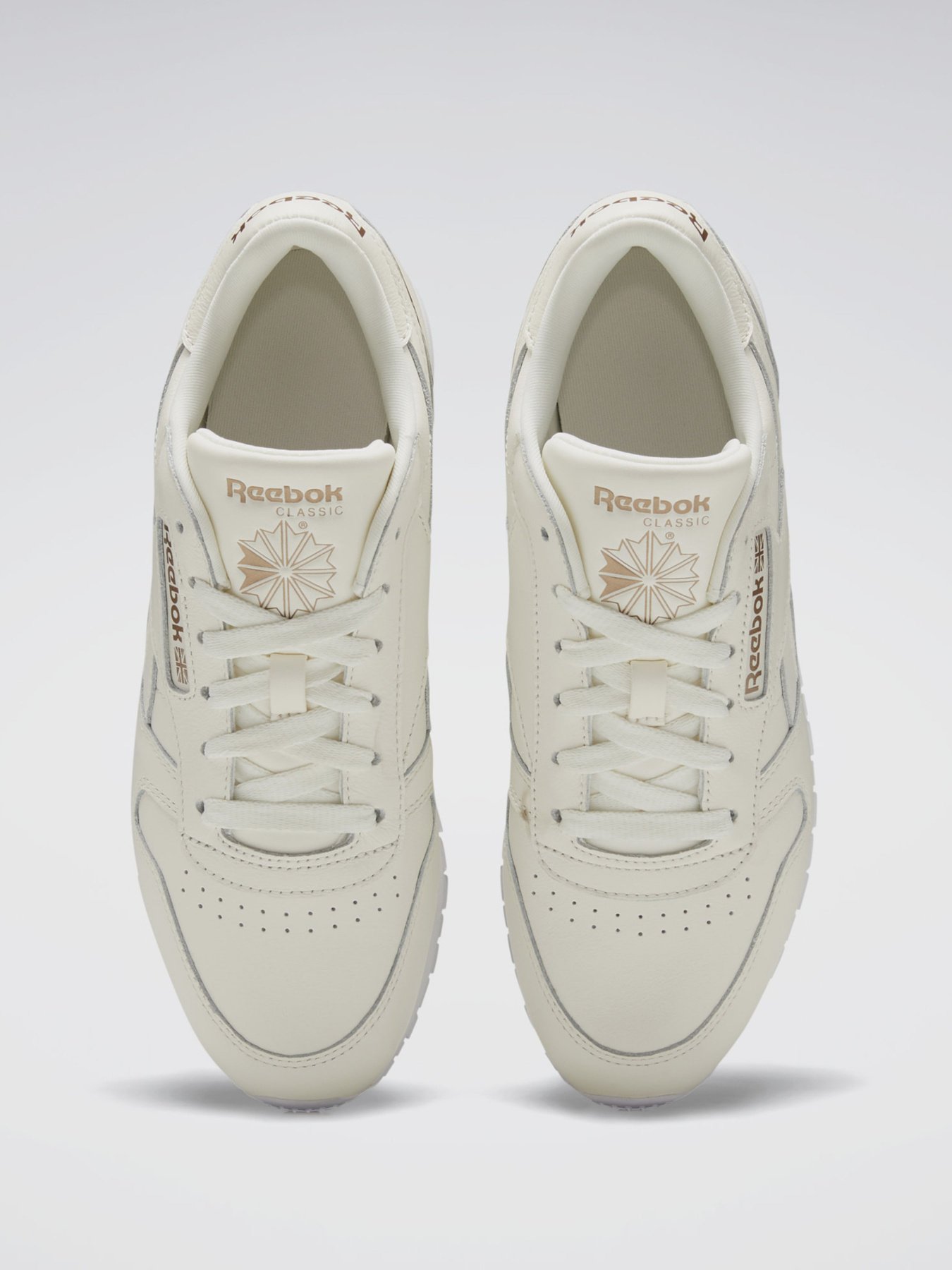 Кроссовки Reebok Classic Leather модель FY5024 Фото