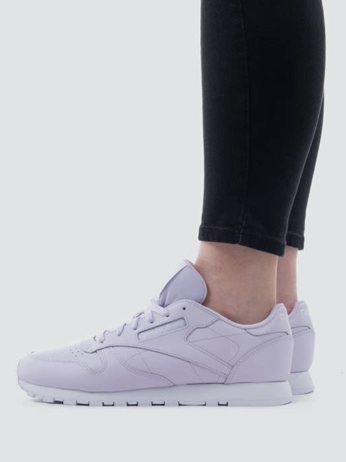 Кросівки повсякденні Reebok Classic Leather модель FY5028 Кросівки повсякденні Reebok Classic Leather модель FY5028 Фото