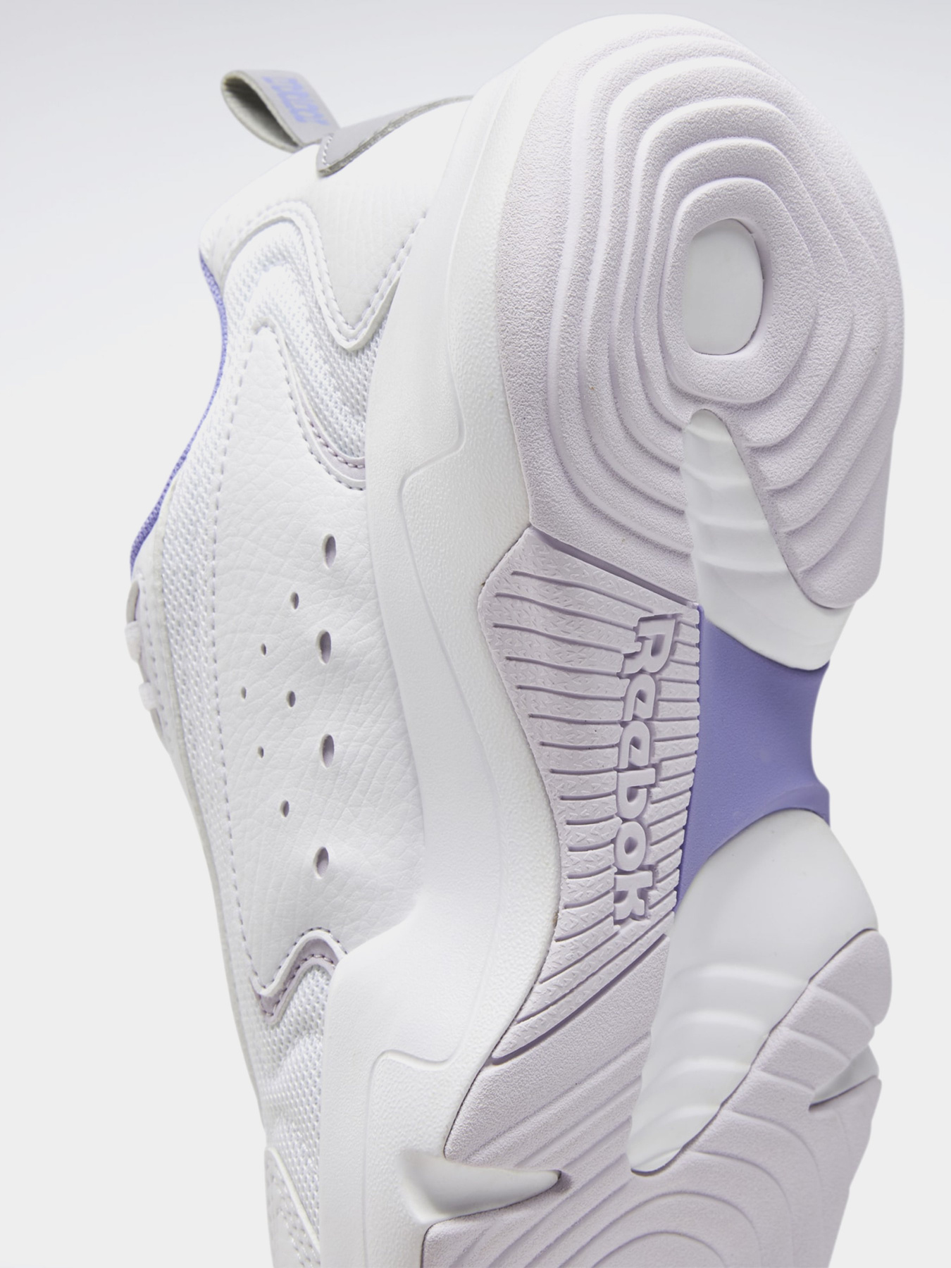 Кроссовки Reebok VECTOR RUNNER модель FY6515 Фото