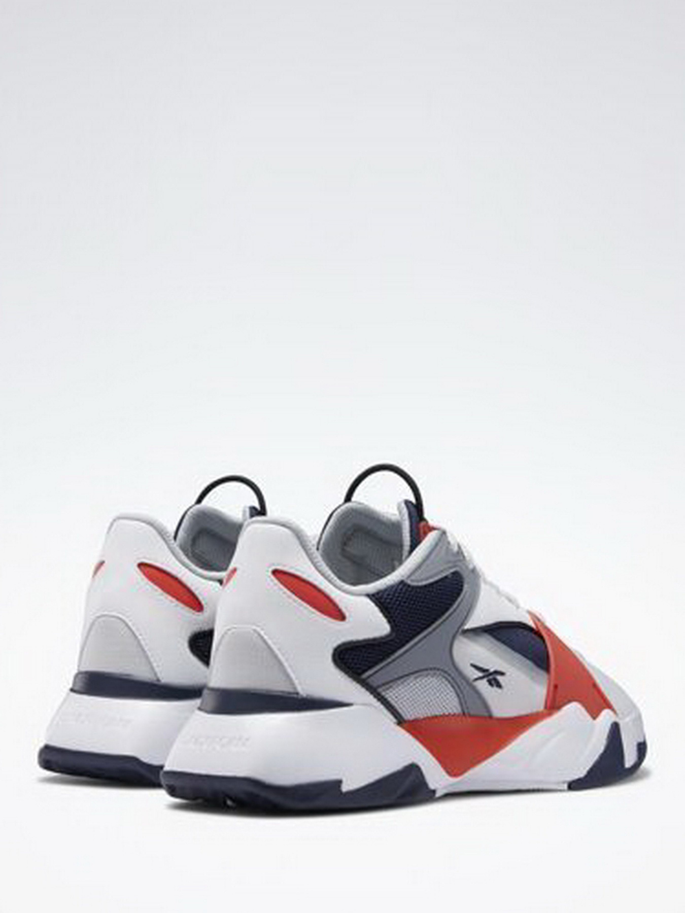 Кросівки повсякденні Reebok PRESEASON.01 модель FX3870 Фото