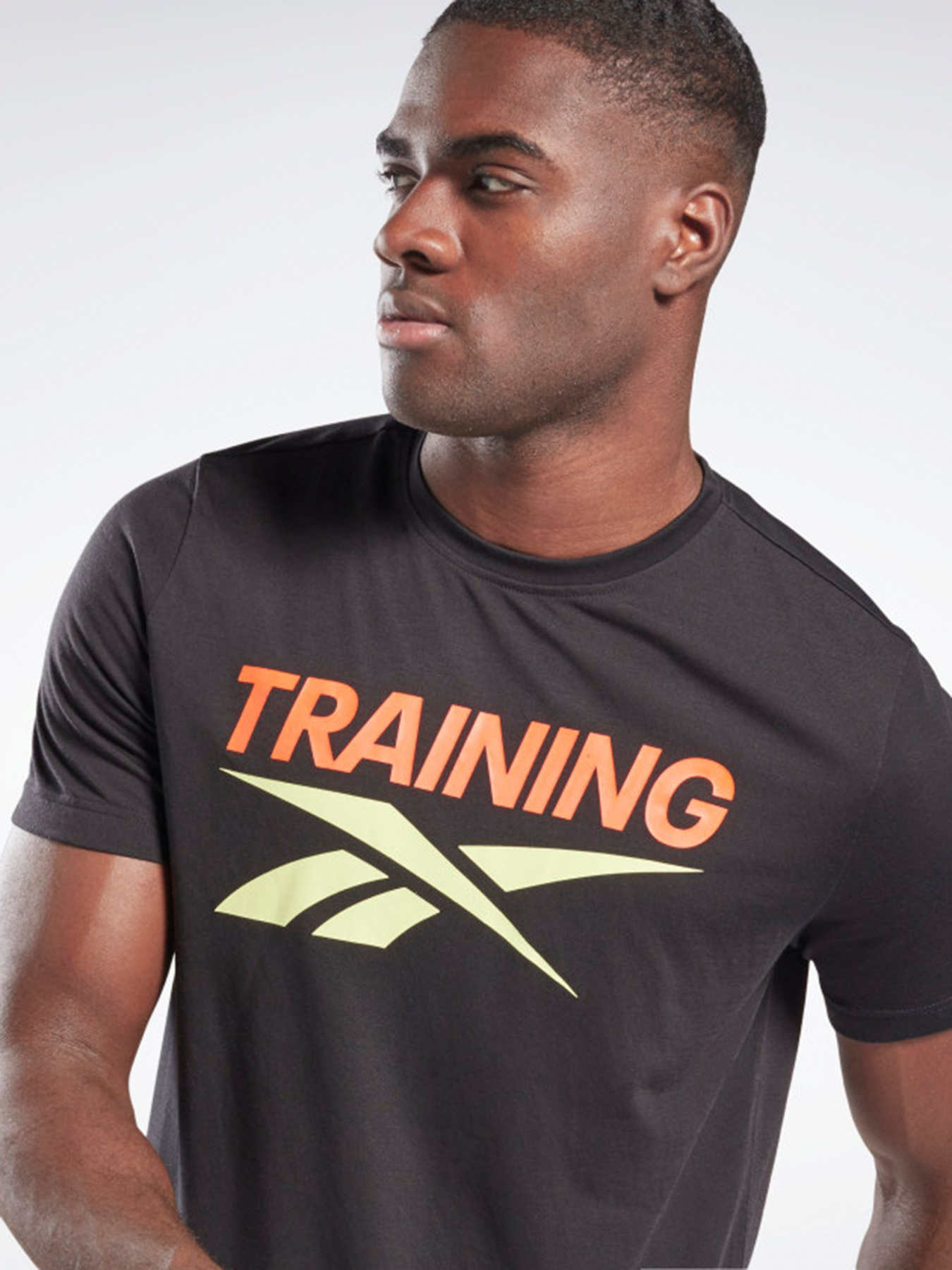 Спортивная футболка Reebok TRAINING VECTOR модель GI8399 Фото