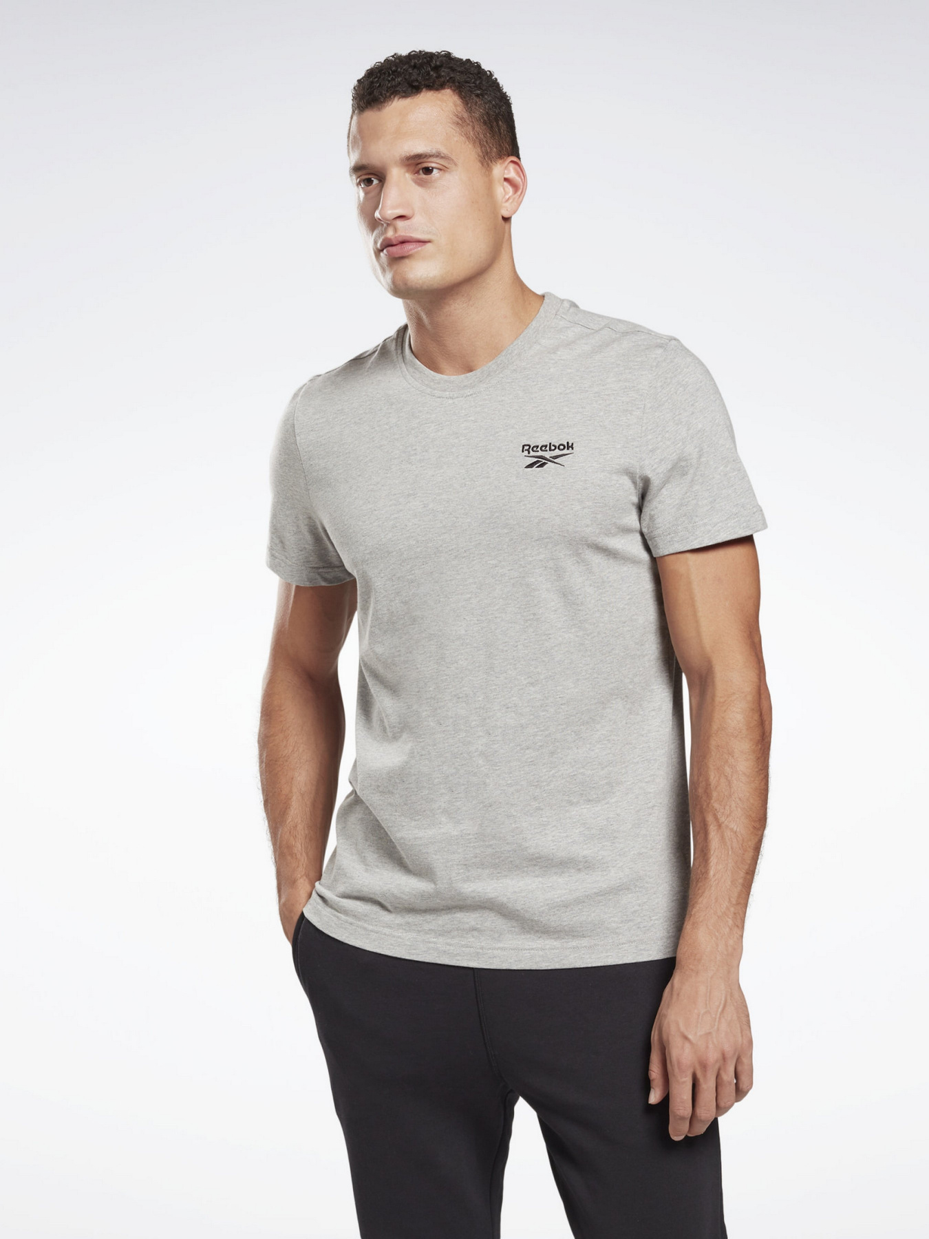 Футболка Reebok Identity модель GJ0640 Фото