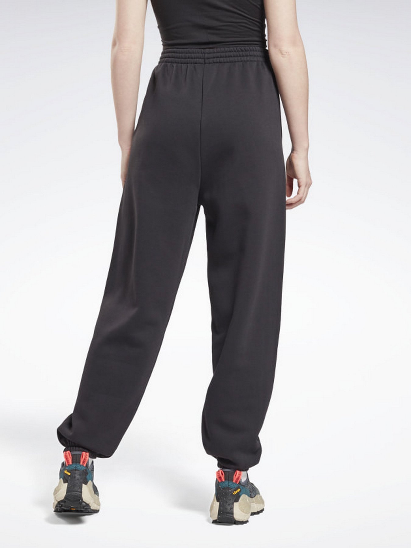 Штаны спортивные Reebok Studio модель GU5807 Фото