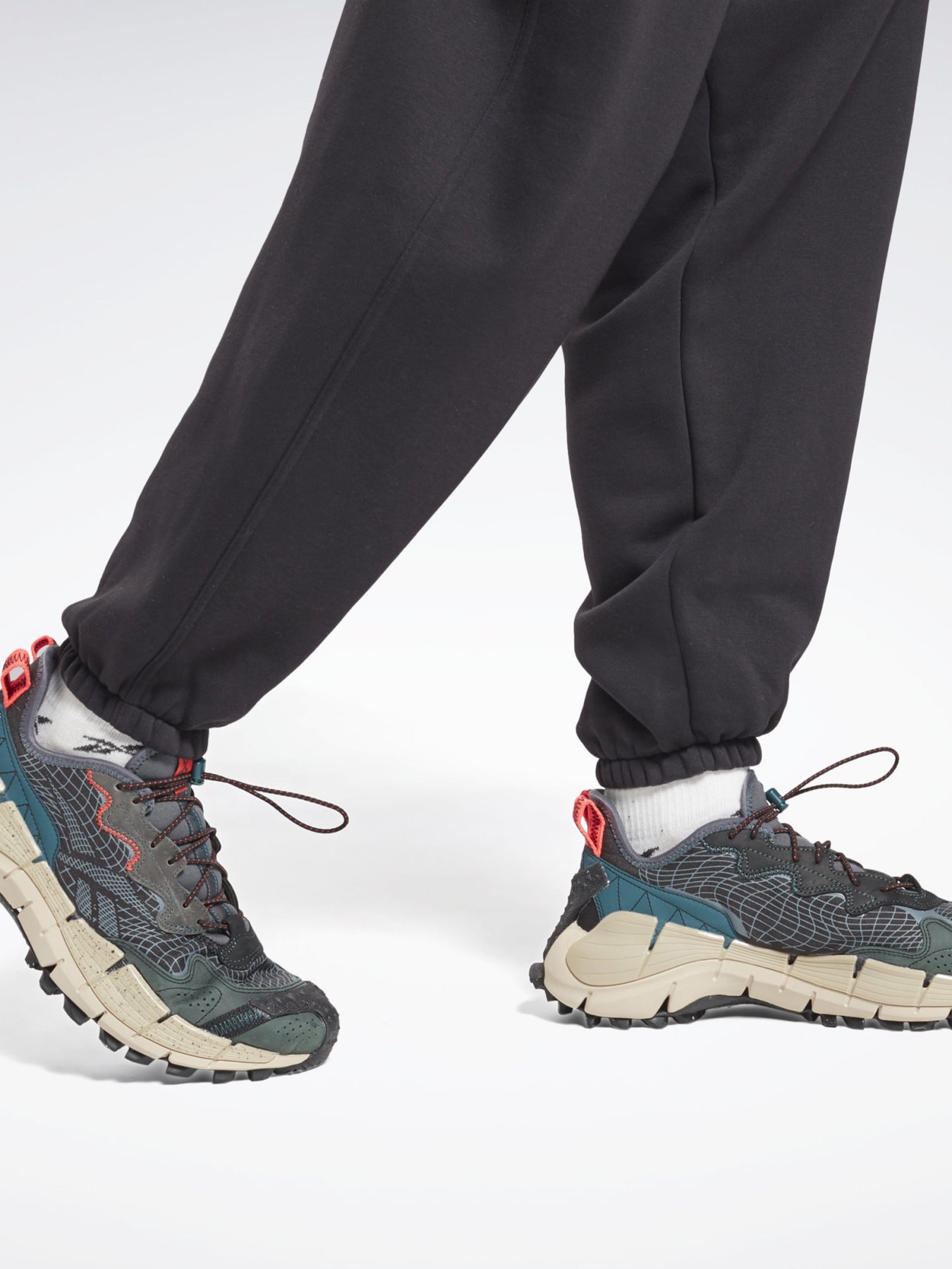 Штаны спортивные Reebok Studio модель GU5807 Фото