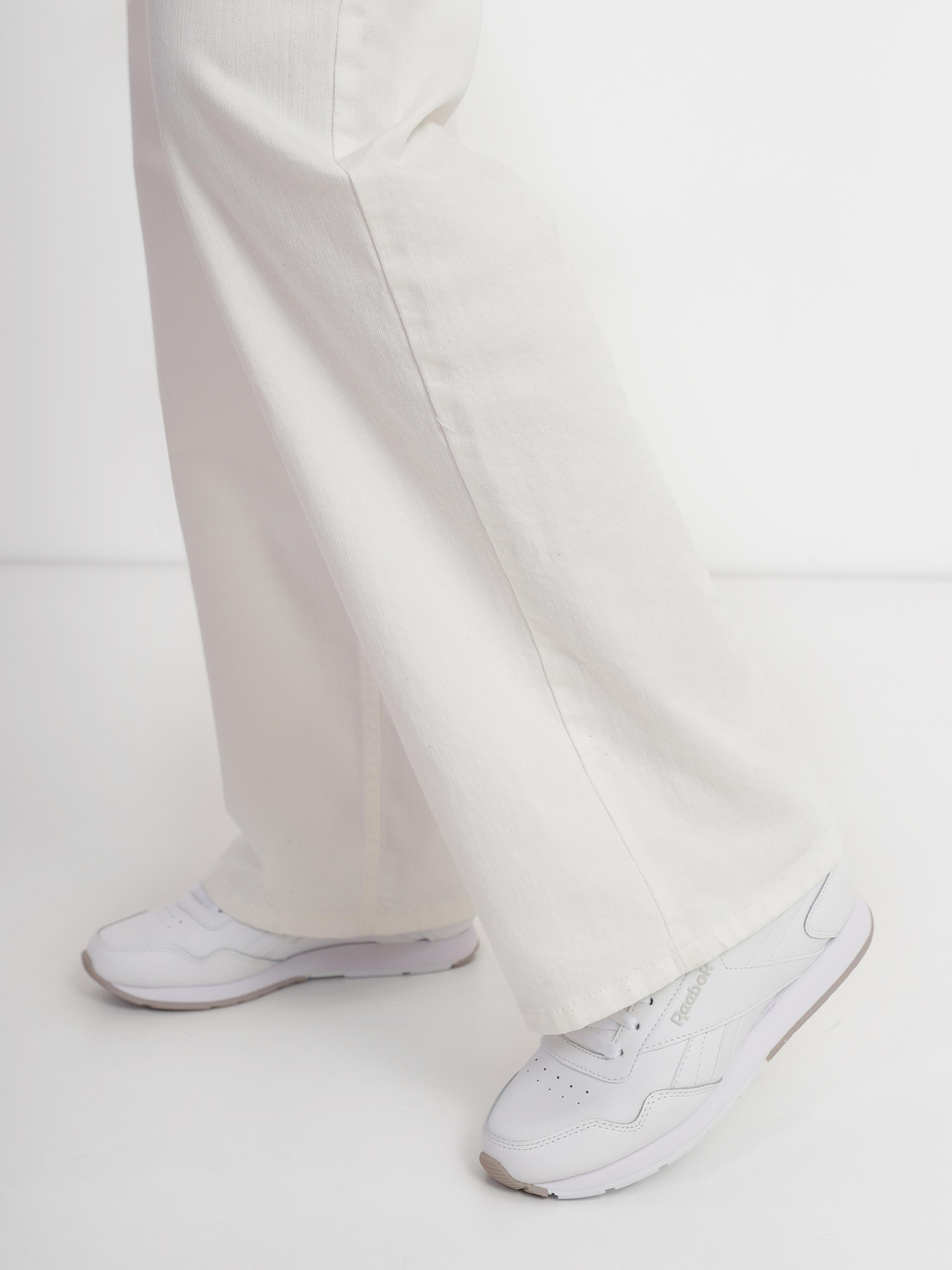 Кроссовки повседневные Reebok ROYAL GLIDE модель V53956 Фото