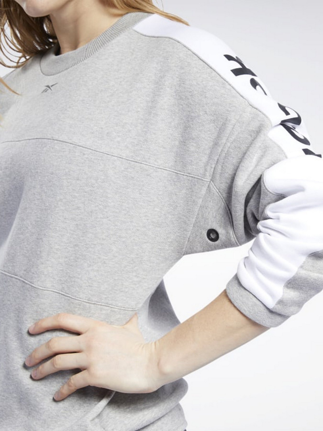 Свитшот Reebok MYT модель FU2389 Свитшот Reebok MYT модель FU2389 Фото