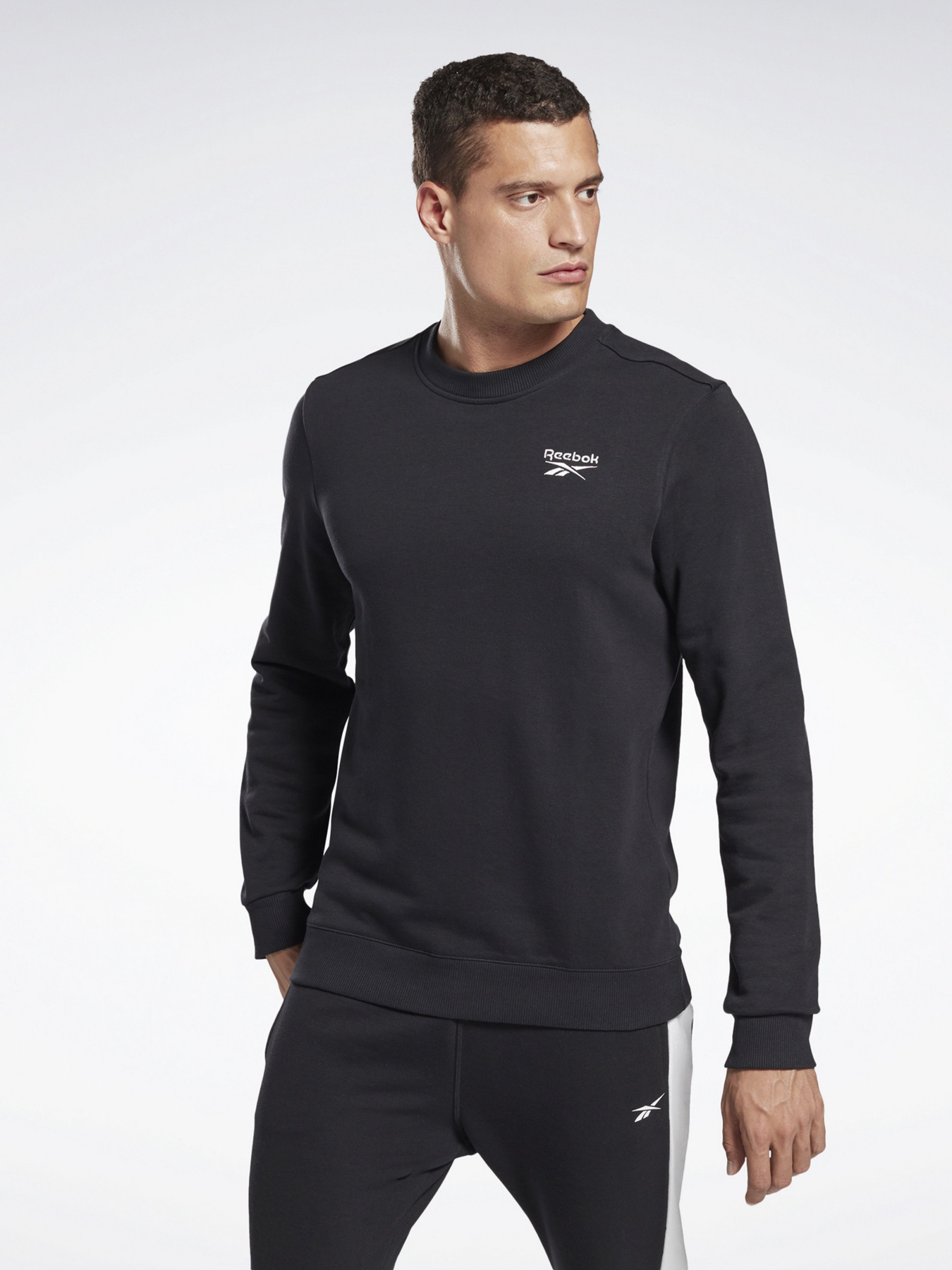 Свитшот Reebok Identity Crew модель GL3167 Фото