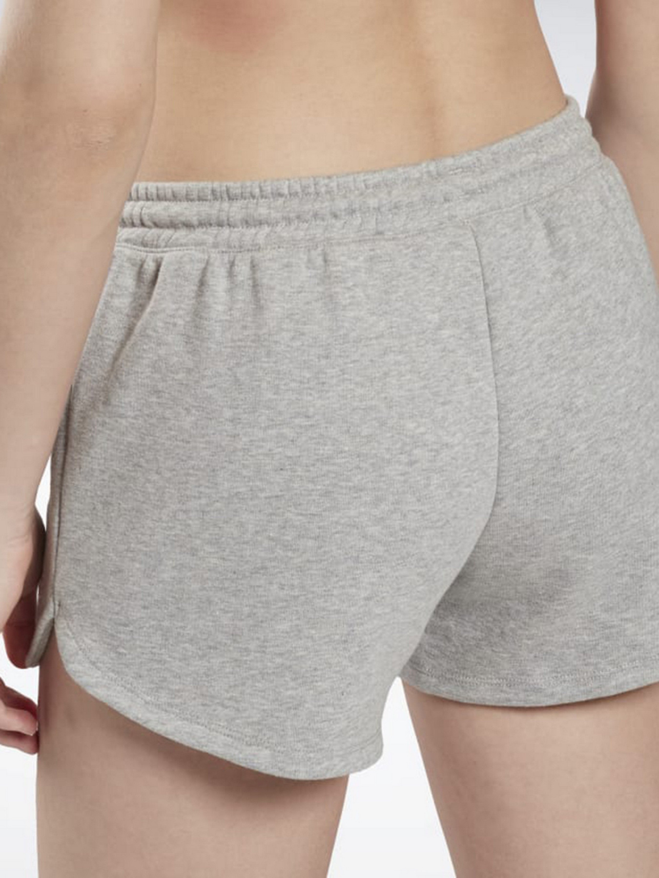 Повседневные шорты Reebok Identity модель GR9412 Повседневные шорты Reebok Identity модель GR9412 Фото