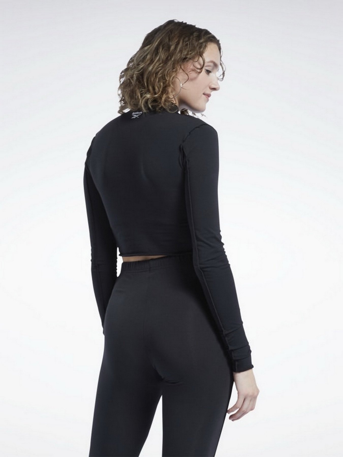 Лонгслив Reebok CLASSICS LETTUCE EDGE SEAM модель H46799 Фото