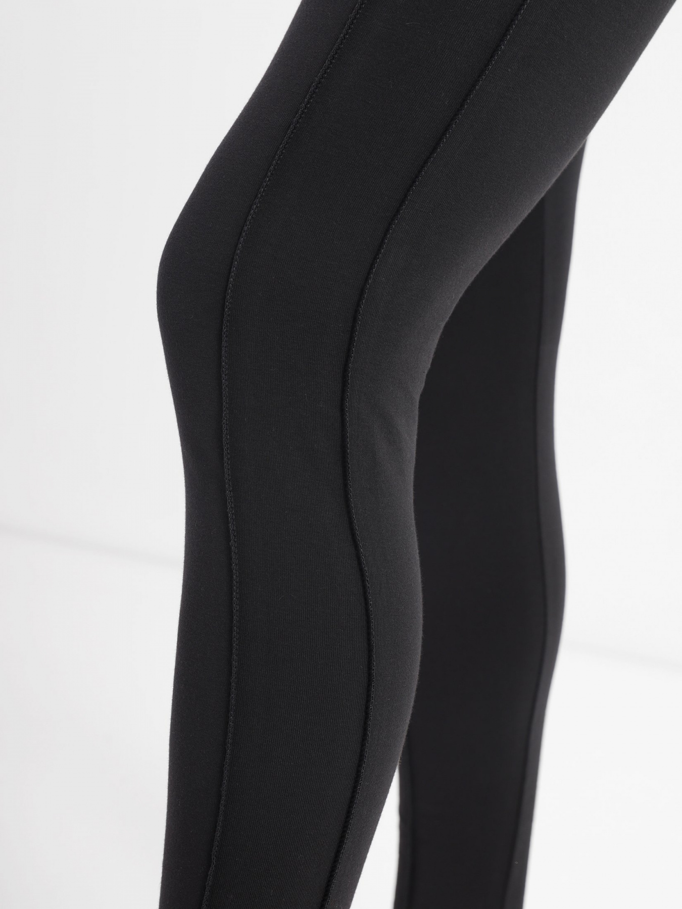 Леггинсы спортивные Reebok CLASSICS модель H46800 Фото