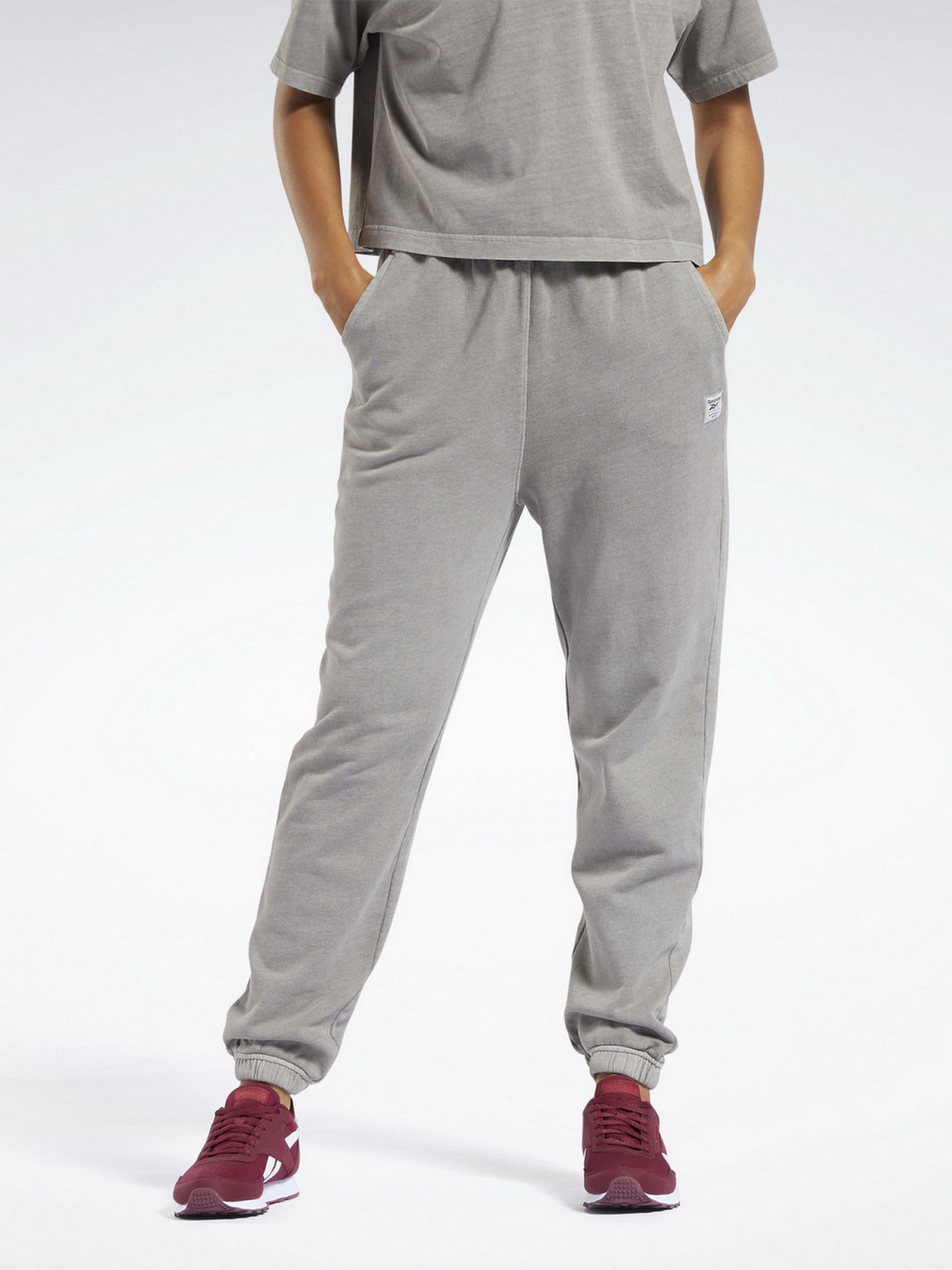 Спортивні штани Reebok Classics Natural Dye Sm Pant модель H49297 Спортивні штани Reebok Classics Natural Dye Sm Pant модель H49297 Фото