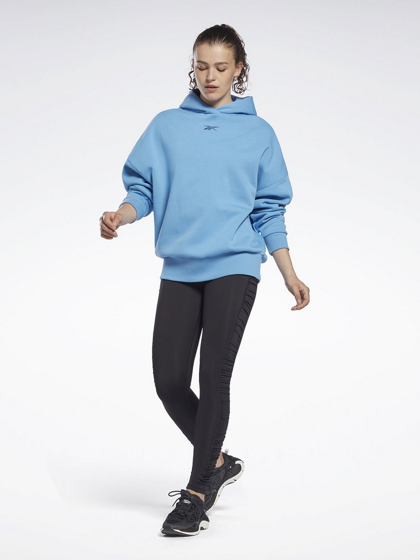 Худи Reebok Studio Recycled Oversize модель H51825 Фото