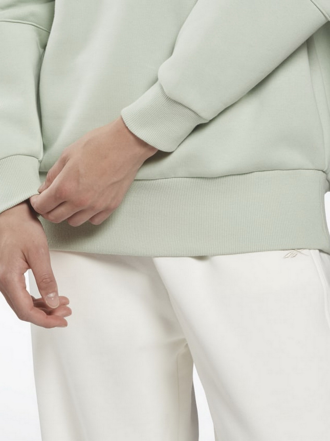 Худі Reebok Studio Recycled Oversize модель H51829 Худі Reebok Studio Recycled Oversize модель H51829 Фото