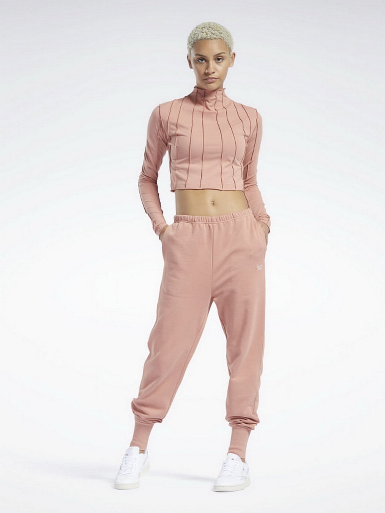 Лонгслив Reebok  CLASSICS LETTUCE EDGE SEAM модель H58676 Фото