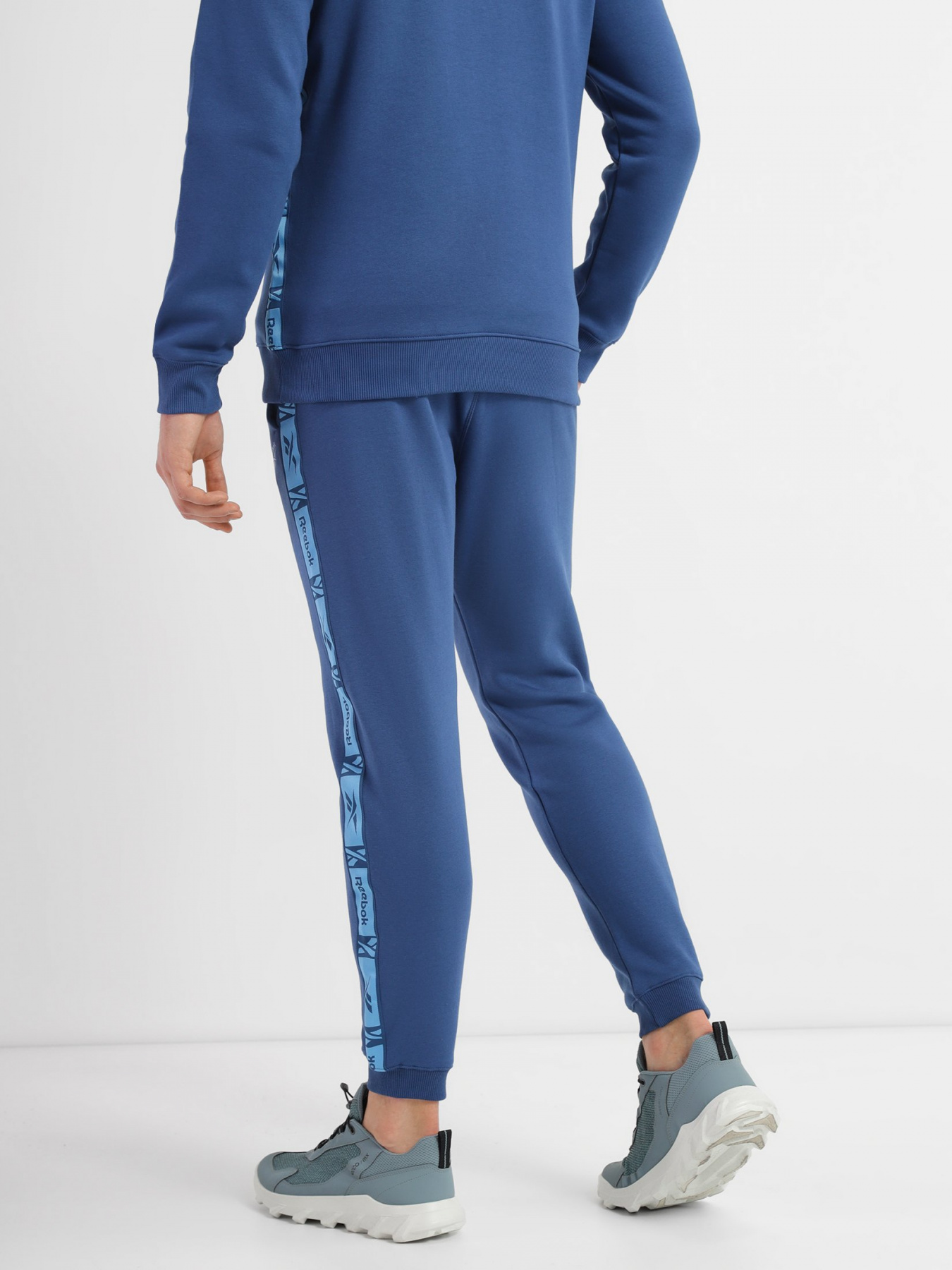 Спортивні штани Reebok RI Tape модель HB2160 Фото