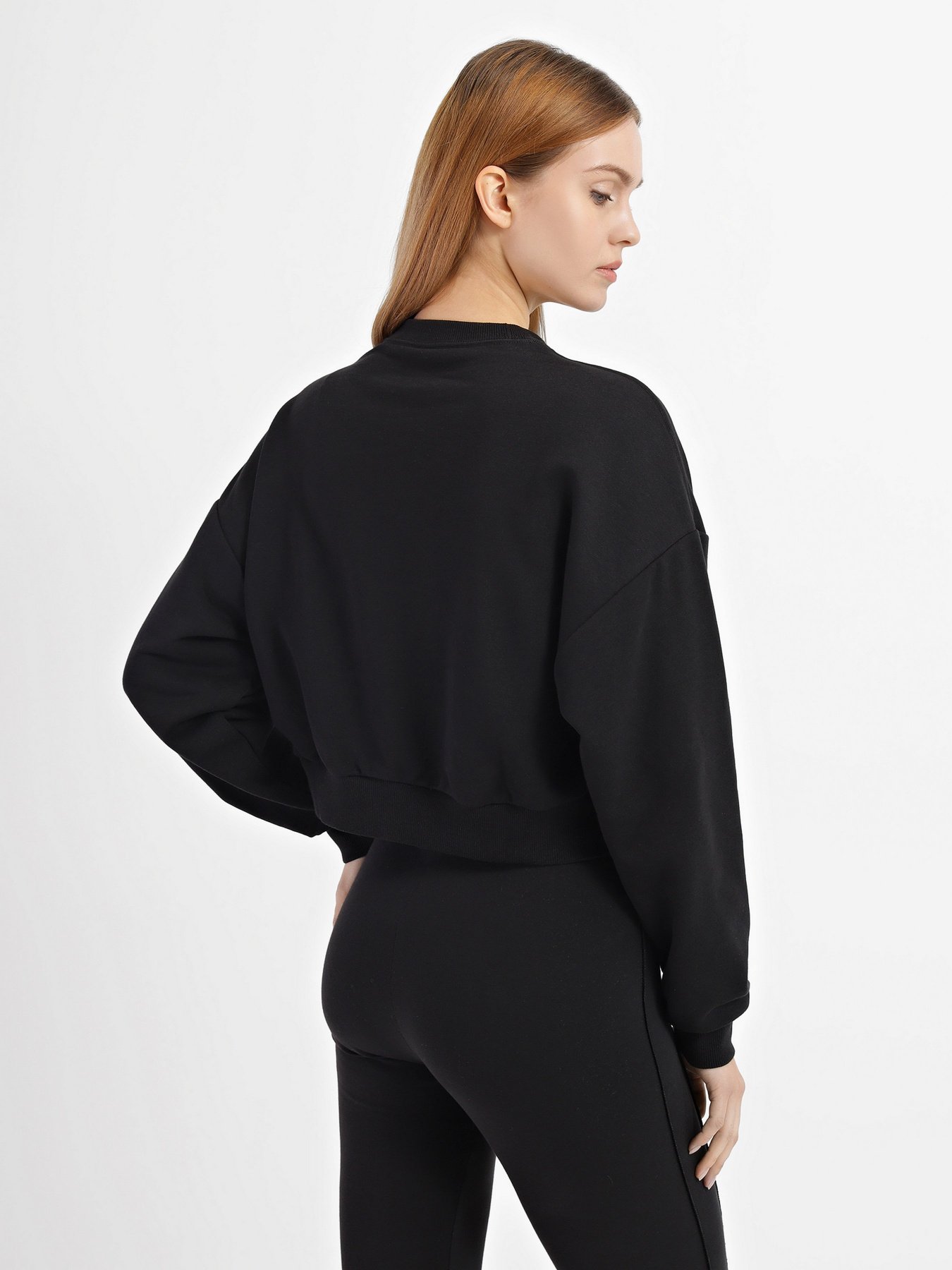 Світшот Reebok Piping Crewneck модель HB2335 Світшот Reebok Piping Crewneck модель HB2335 Фото