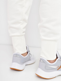 Спортивні штани Reebok CLASSICS модель HB8629 Фото