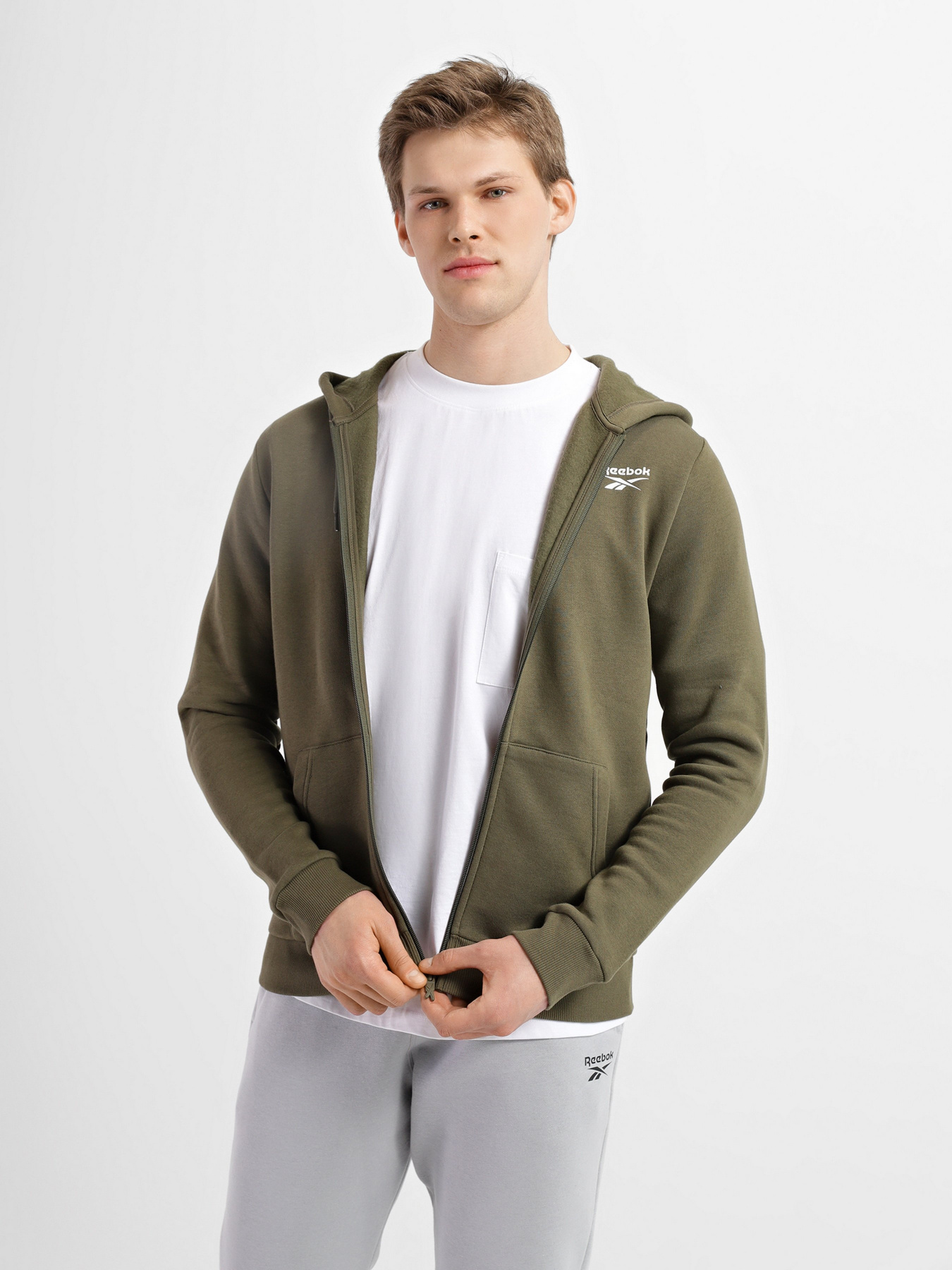 Спортивна кофта Reebok Ri Left Chest Logo модель HG4452 Спортивна кофта Reebok Ri Left Chest Logo модель HG4452 Фото