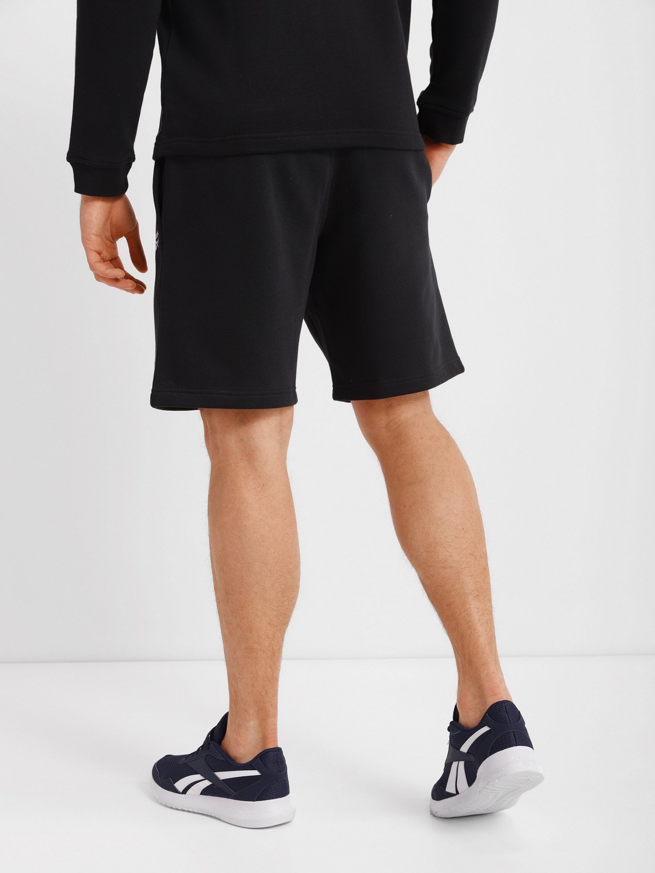 Повсякденні шорти Reebok Ri Left Logo Sh модель HG4453 Фото