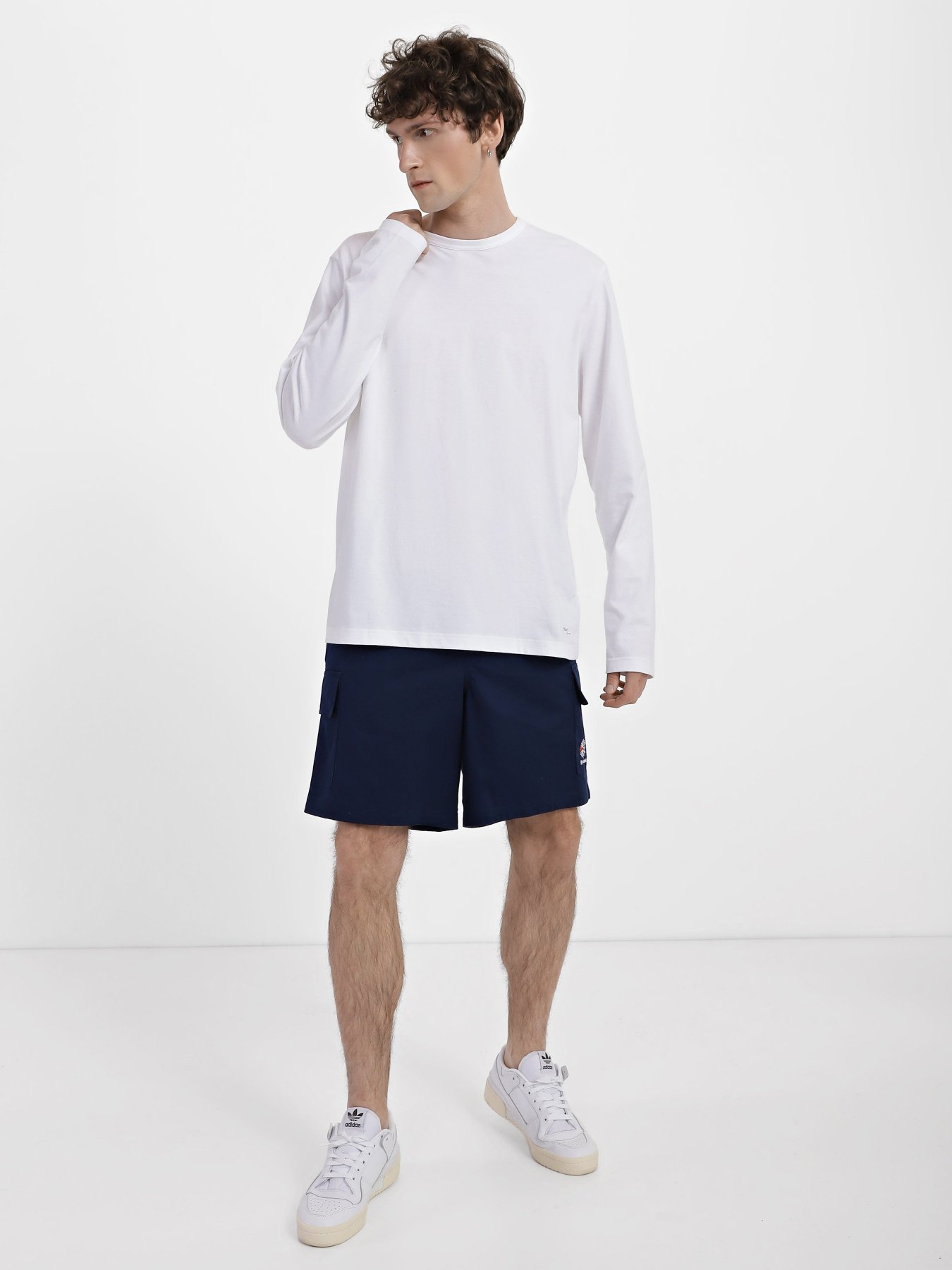 Спортивні шорти Reebok Classics модель EJ8780 Спортивні шорти Reebok Classics модель EJ8780 Фото