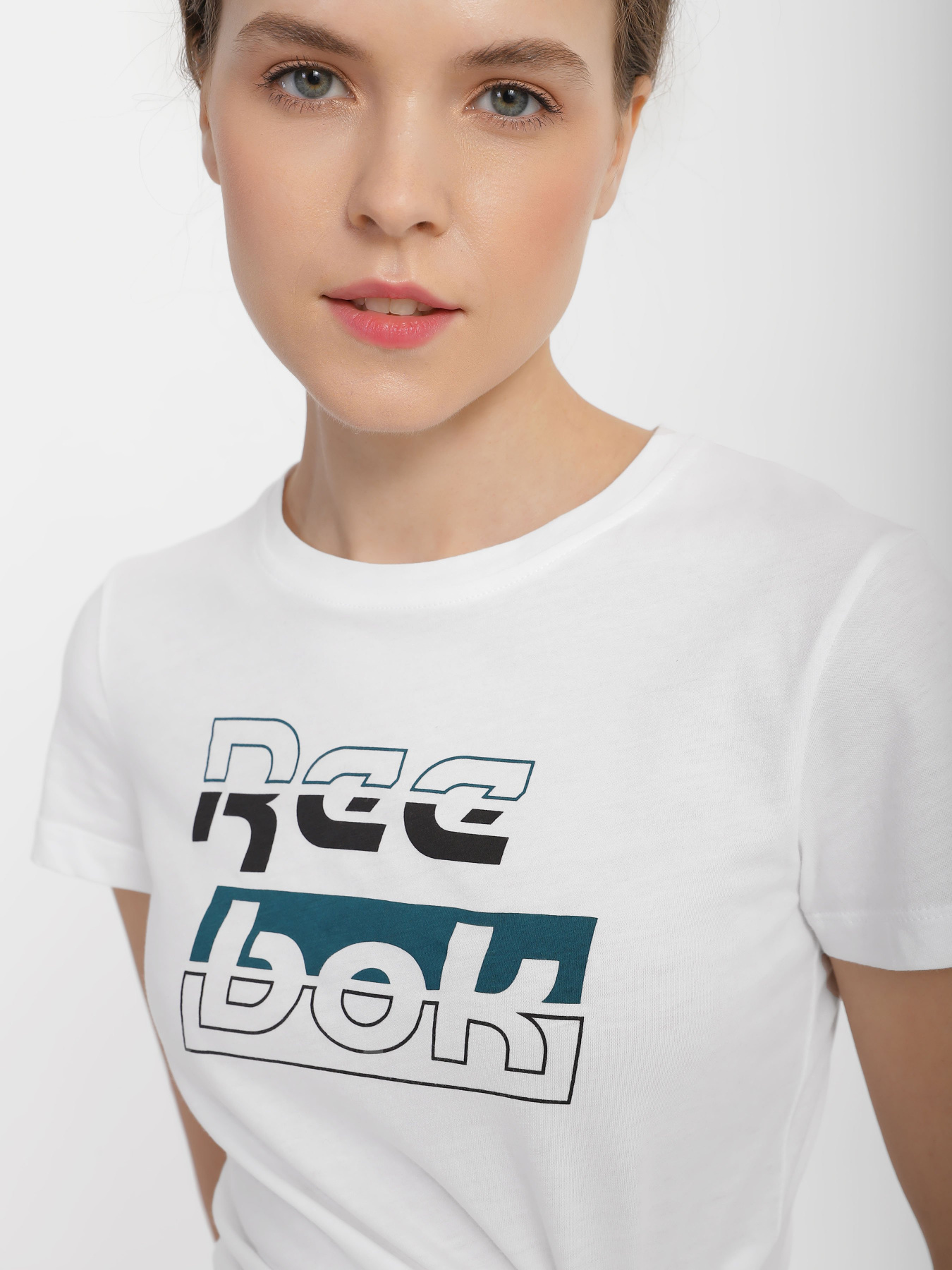 Футболка Reebok Training Essentials Graphic модель FK6742 Фото