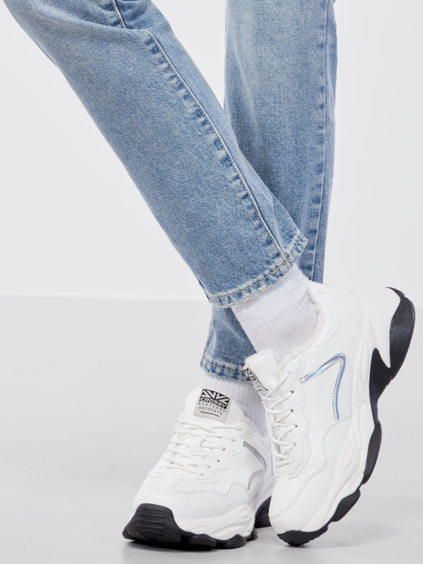 Кросівки повсякденні Crosby модель 408171/01-01 Фото