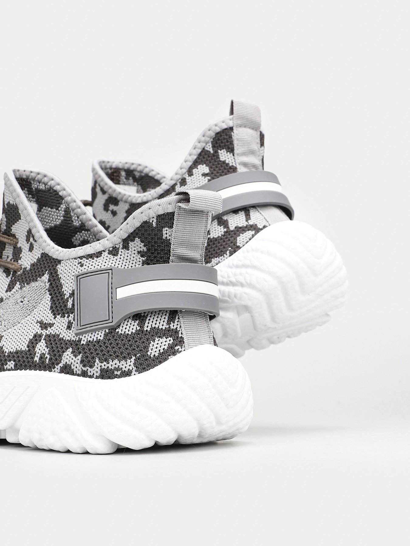 Кросівки повсякденні Crosby модель 417099/01-03 Фото