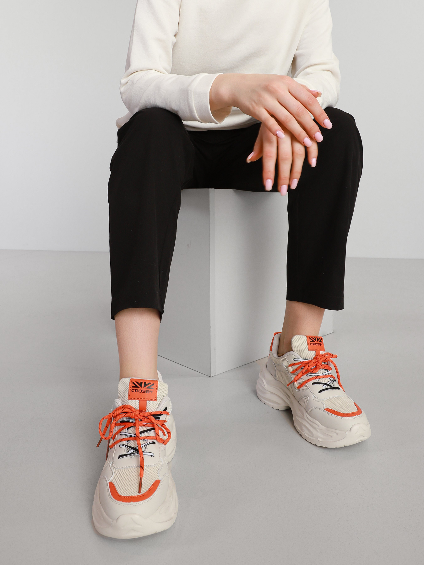 Кросівки повсякденні Crosby модель 417070/01-02 Кросівки повсякденні Crosby модель 417070/01-02 Фото