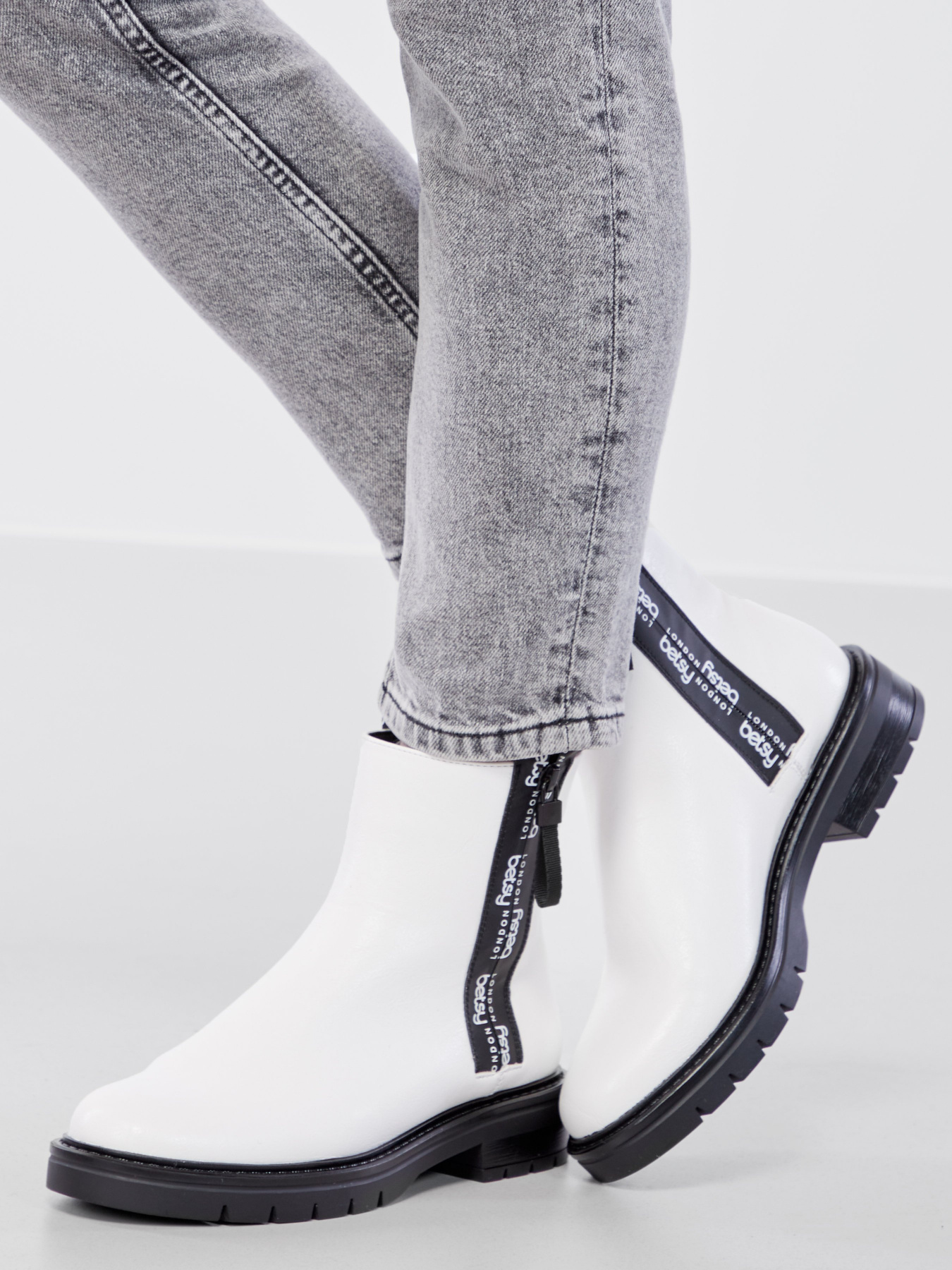 Ботинки Betsy модель 908038/07-04 Фото