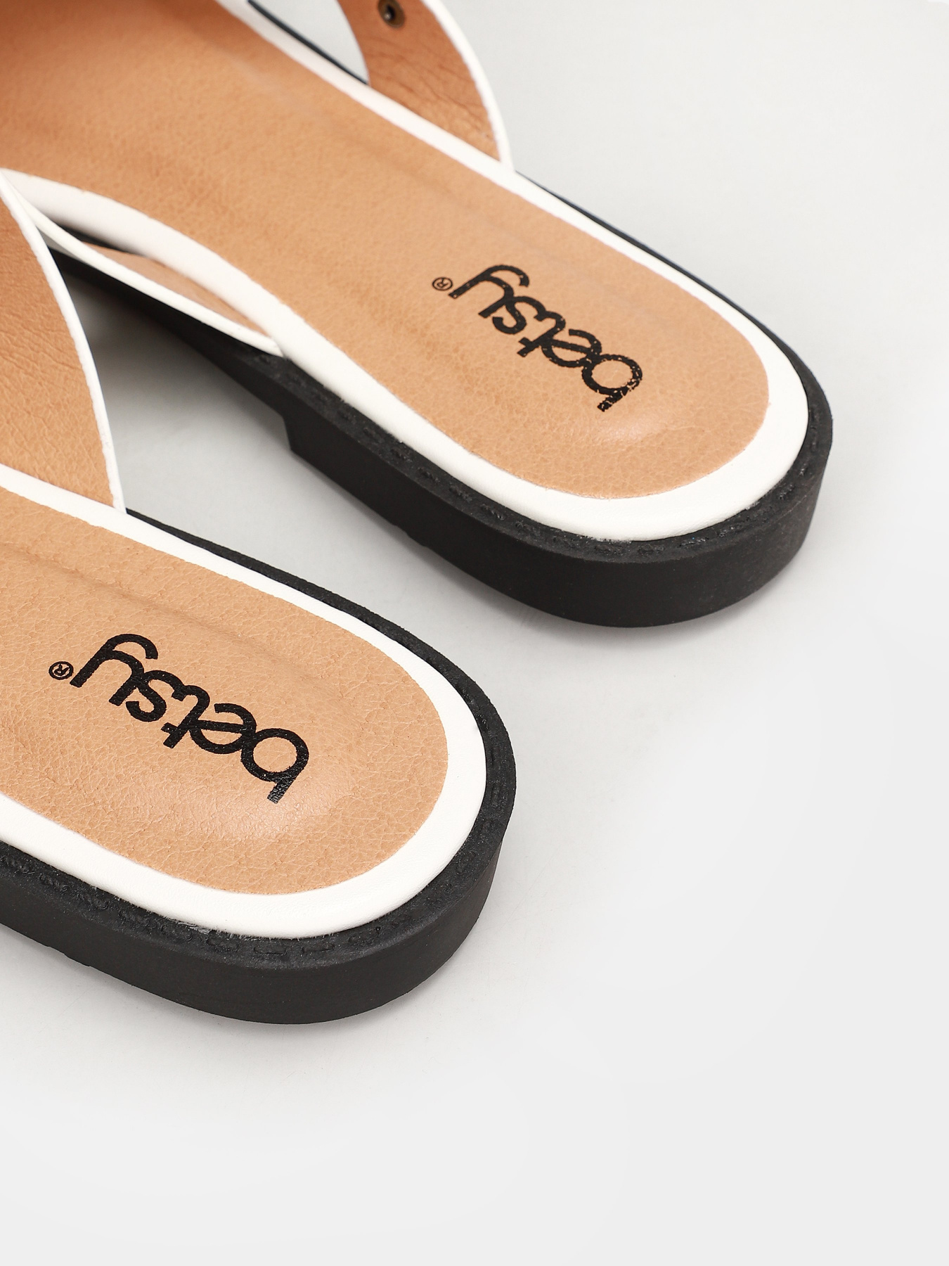 Шлепанцы Betsy модель 917001/01-06 Фото