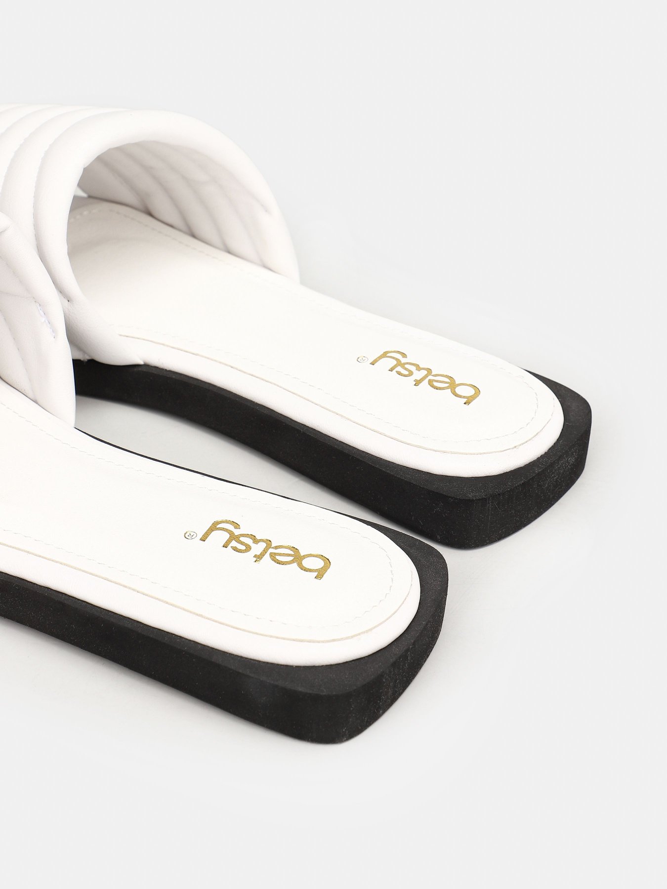 Шлепанцы Betsy модель 917016/04-02 Фото